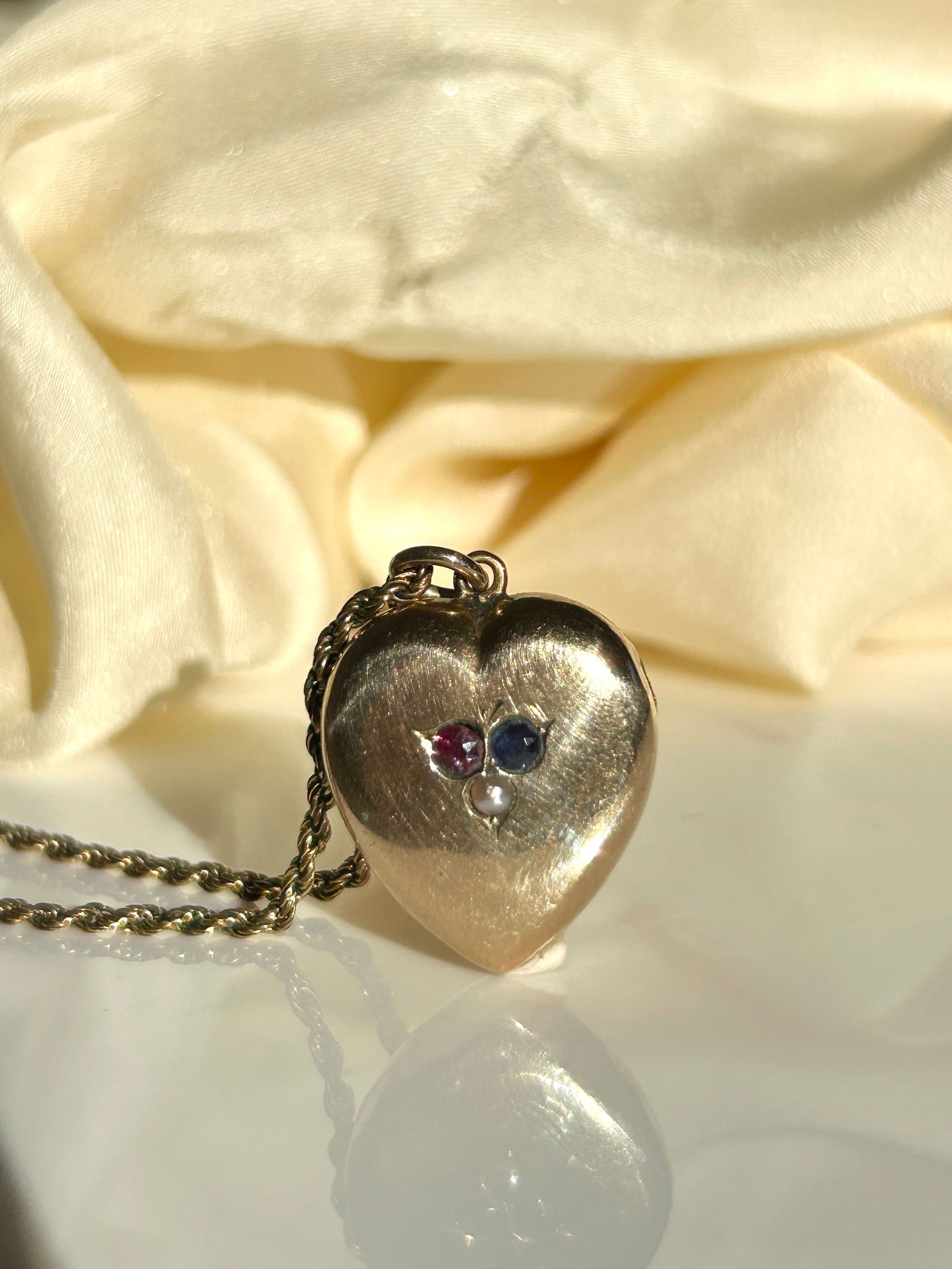 Antique ruby , sapphire and pearl 9ct gold chubby heart pendant on chain - 7