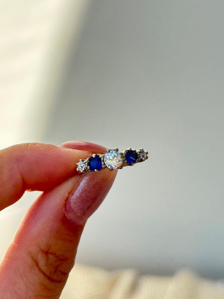 *Antique 18ct Yellow Gold Large Sapphire and Diamond 5 Stone Ring - 11