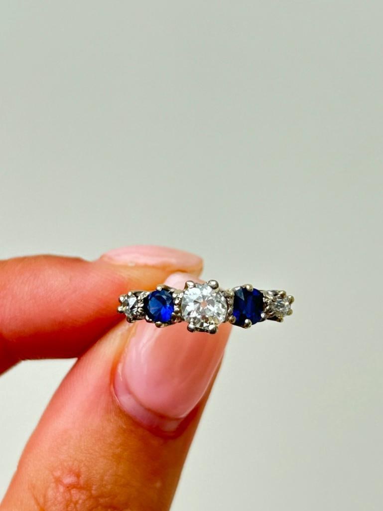*Antique 18ct Yellow Gold Large Sapphire and Diamond 5 Stone Ring - 5