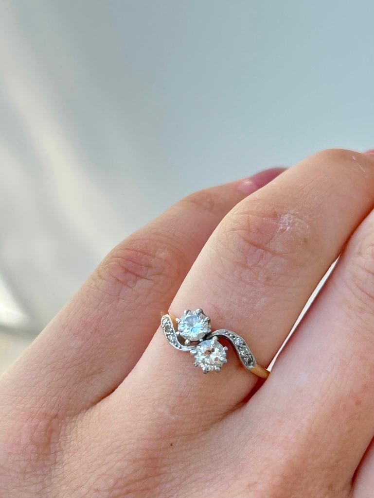 *18ct Yellow Gold x Platinum Diamond Cross Over “moi et toi” Ring - 2