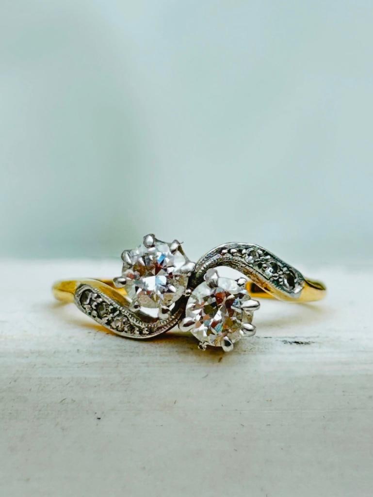 *18ct Yellow Gold x Platinum Diamond Cross Over “moi et toi” Ring - 3