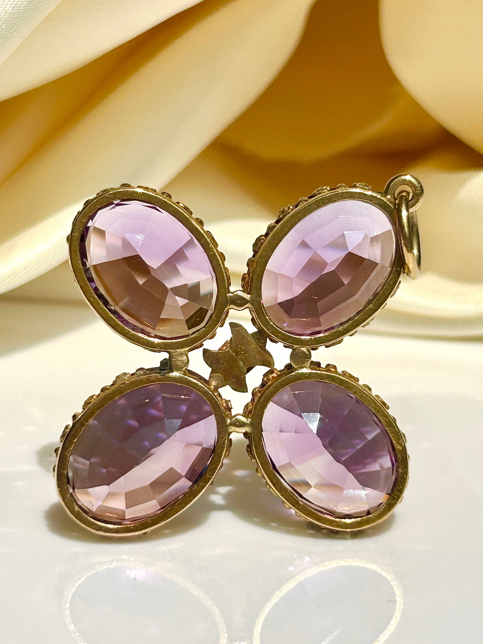 Large antique gold amethsyt brooch / pendant - 4