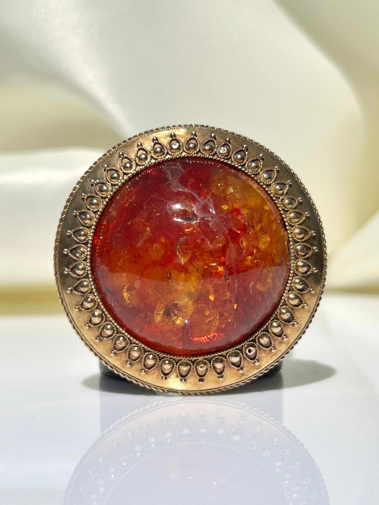 Huge Antique 18ct Yellow Gold Amber Dome Pendant With Fine Detailing - 2