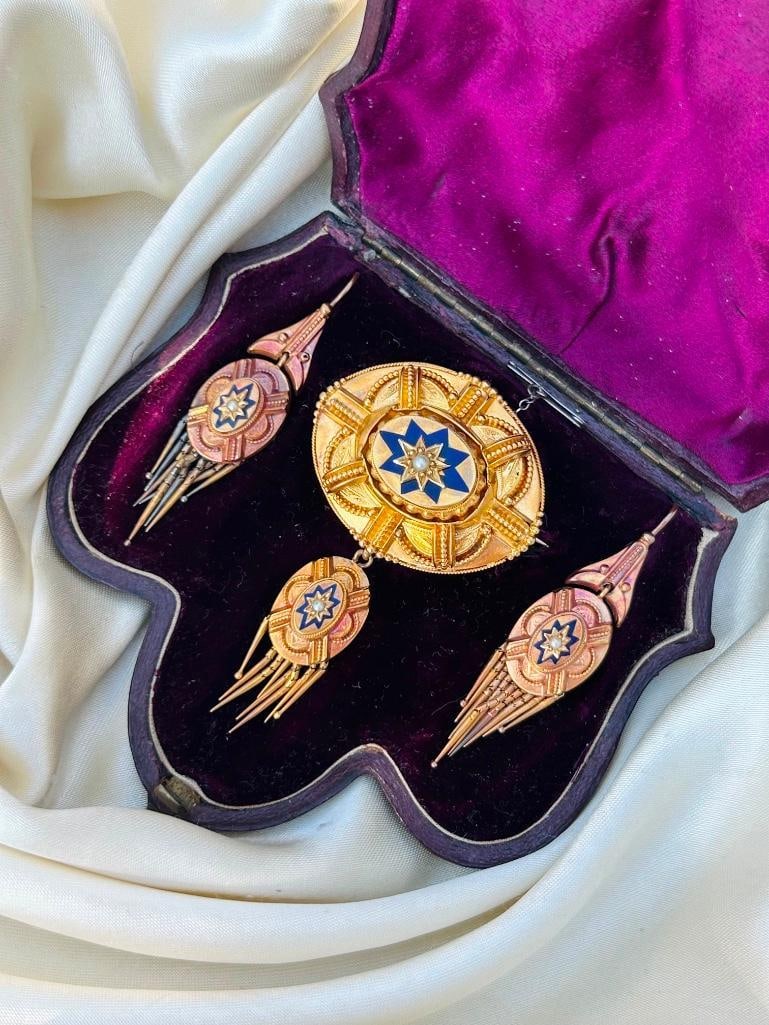 Antique Victorian Era 18ct Yellow Gold Blue Enamel Stars and Pearl Suite in Fitted Box - 6