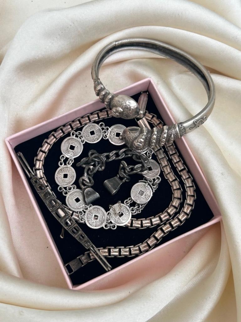 Mixed Lot of Jewellery Inc Silver Bracelet - 2