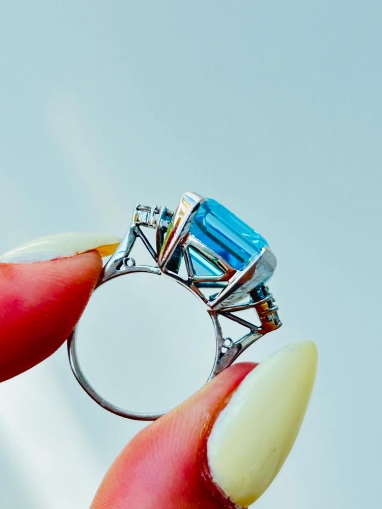 Large 18ct White Gold Topaz and Diamond Cocktail Ring - 5