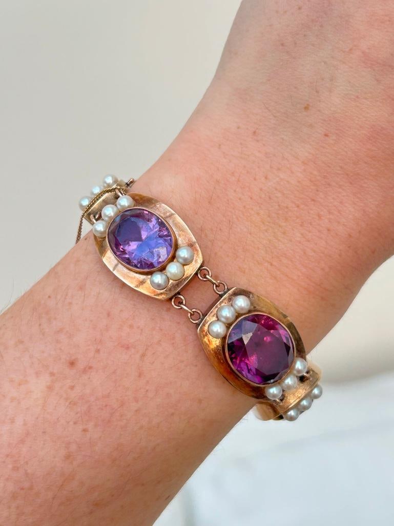 Antique 14ct Yellow Gold Chunky Stone Set Bracelet with Safety Chain: Antique 14ct Yellow Gold Chunky Stone Set Bracelet with Safety Chain amazing and chunky bracelet! truly incredible!! Measurements: length 17.5cm width 17mm weight 46.