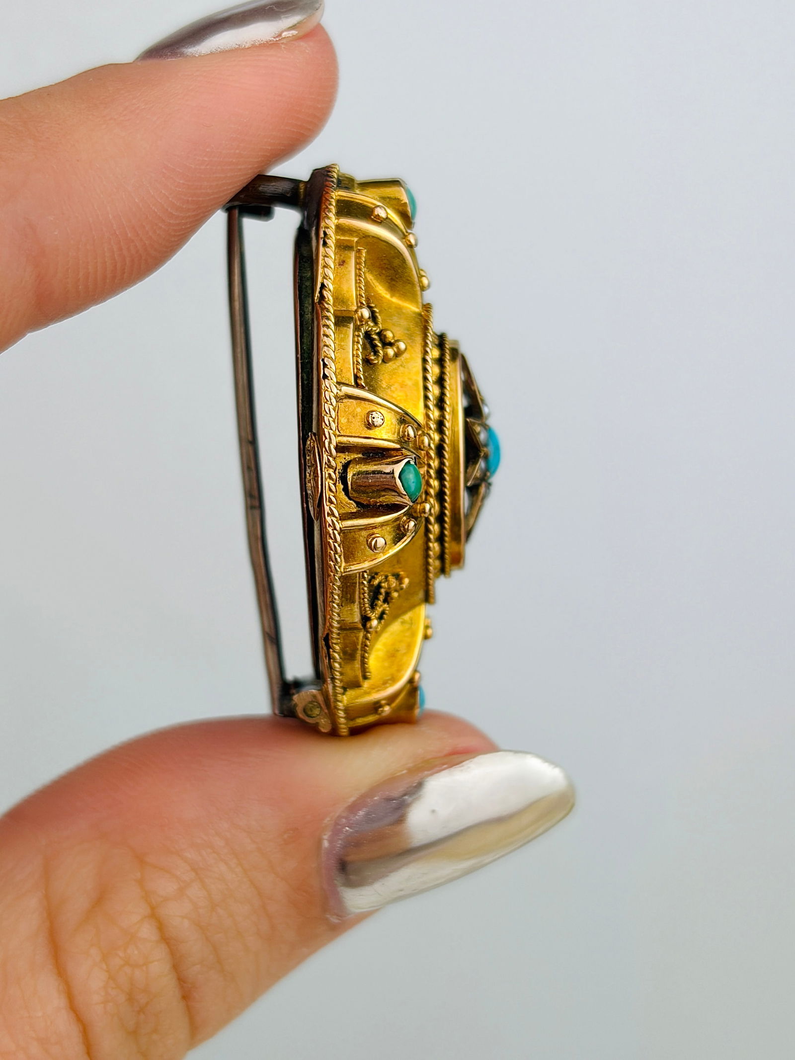 Large Victorian Era 15ct Yellow Gold Turquoise and Pearl Star Brooch with Locket Back - 2