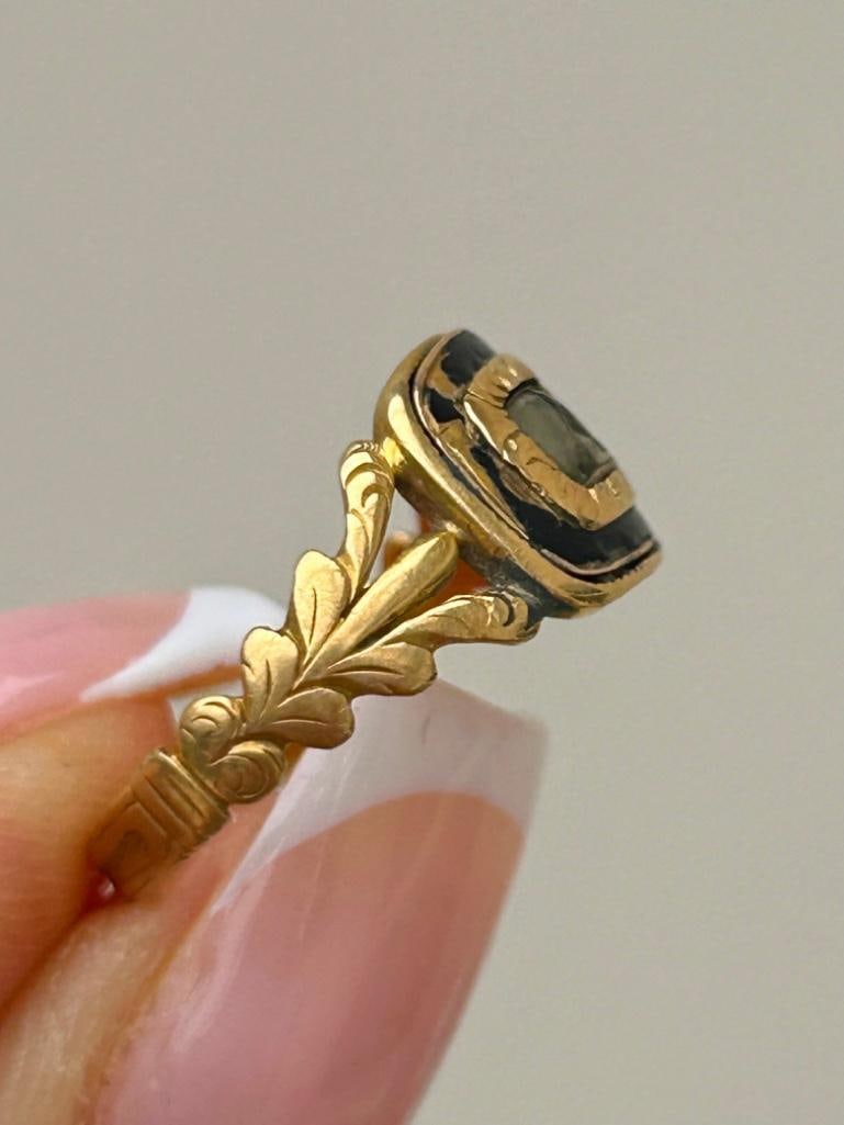 Antique c1827 18ct Yellow Gold Enamel Mourning Band Ring - 2
