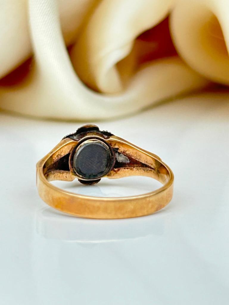 Antique Locket Back Emerald and Pearl Flower Ring Set on an Enamel and Gold Band - 6