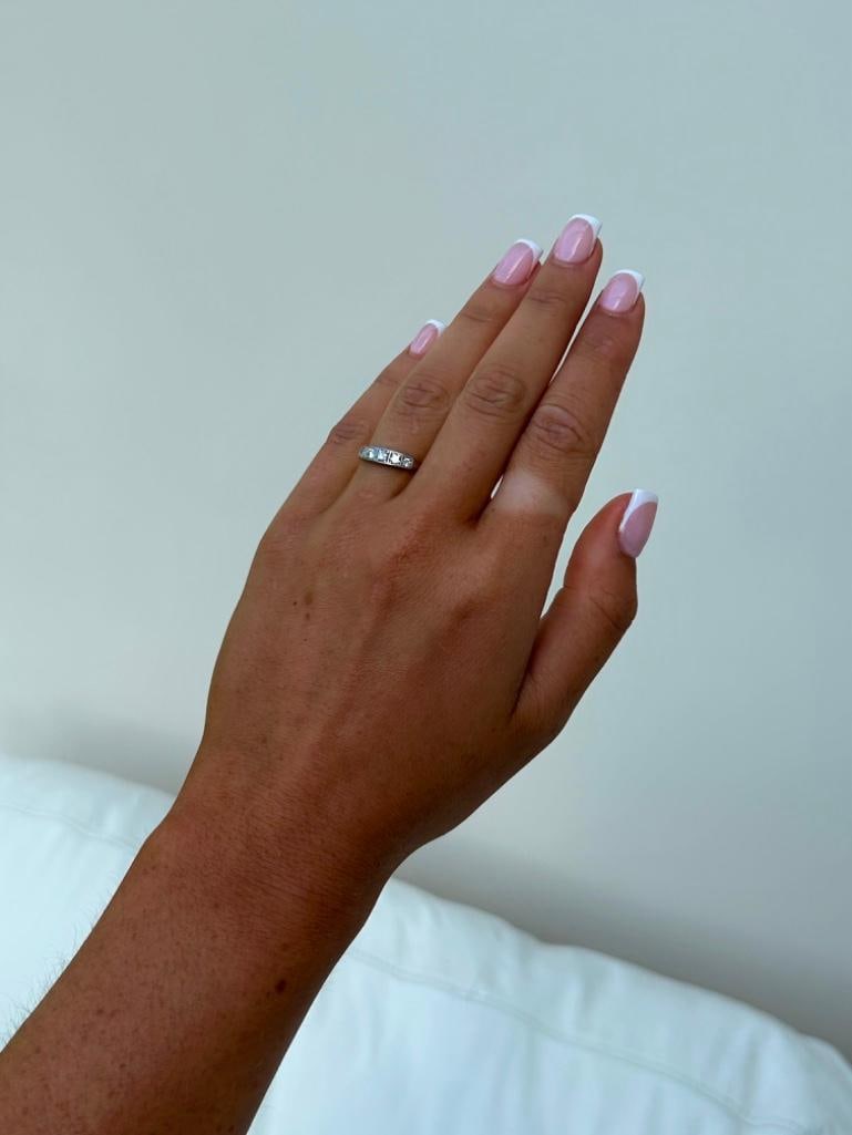 Wonderful Antique Chunky 18ct Gold Diamond 5 Stone Ring - 3