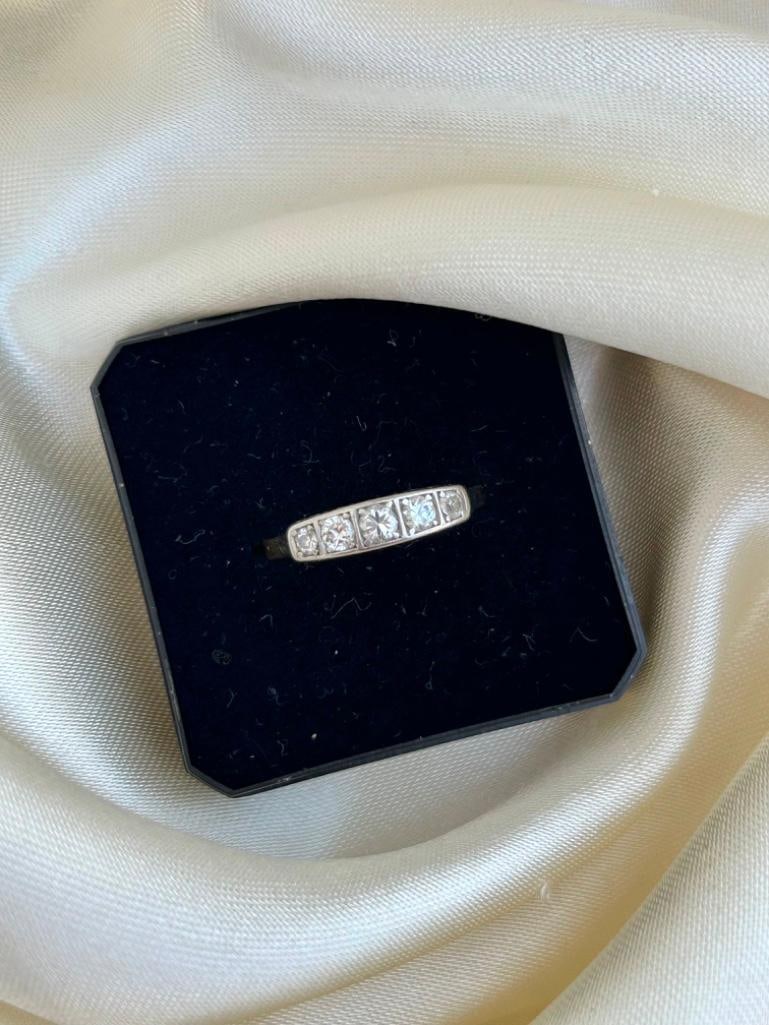 Wonderful Antique Chunky 18ct Gold Diamond 5 Stone Ring - 4