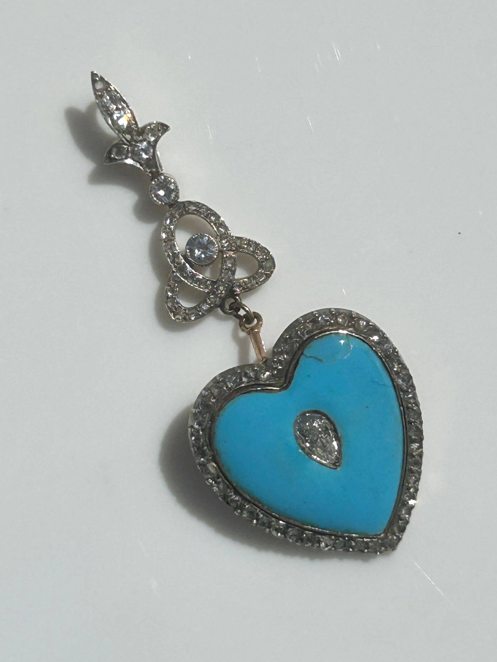 INCREDIBLE “TESSIER” BLUE ENAMEL AND DIAMOND HEART PENDANT WITH LONG DIAMOND BALE ANTIQU - 7