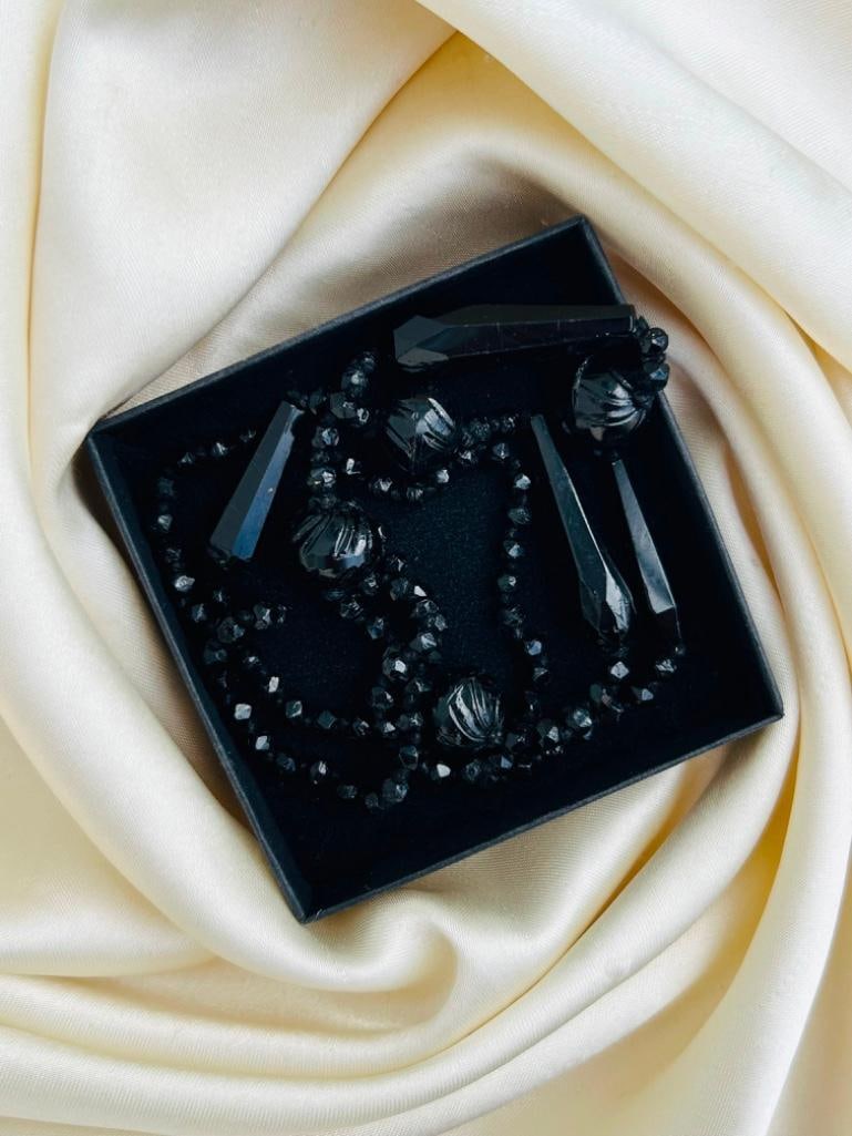 Antique Victorian Era Carved Jet Necklace - 5