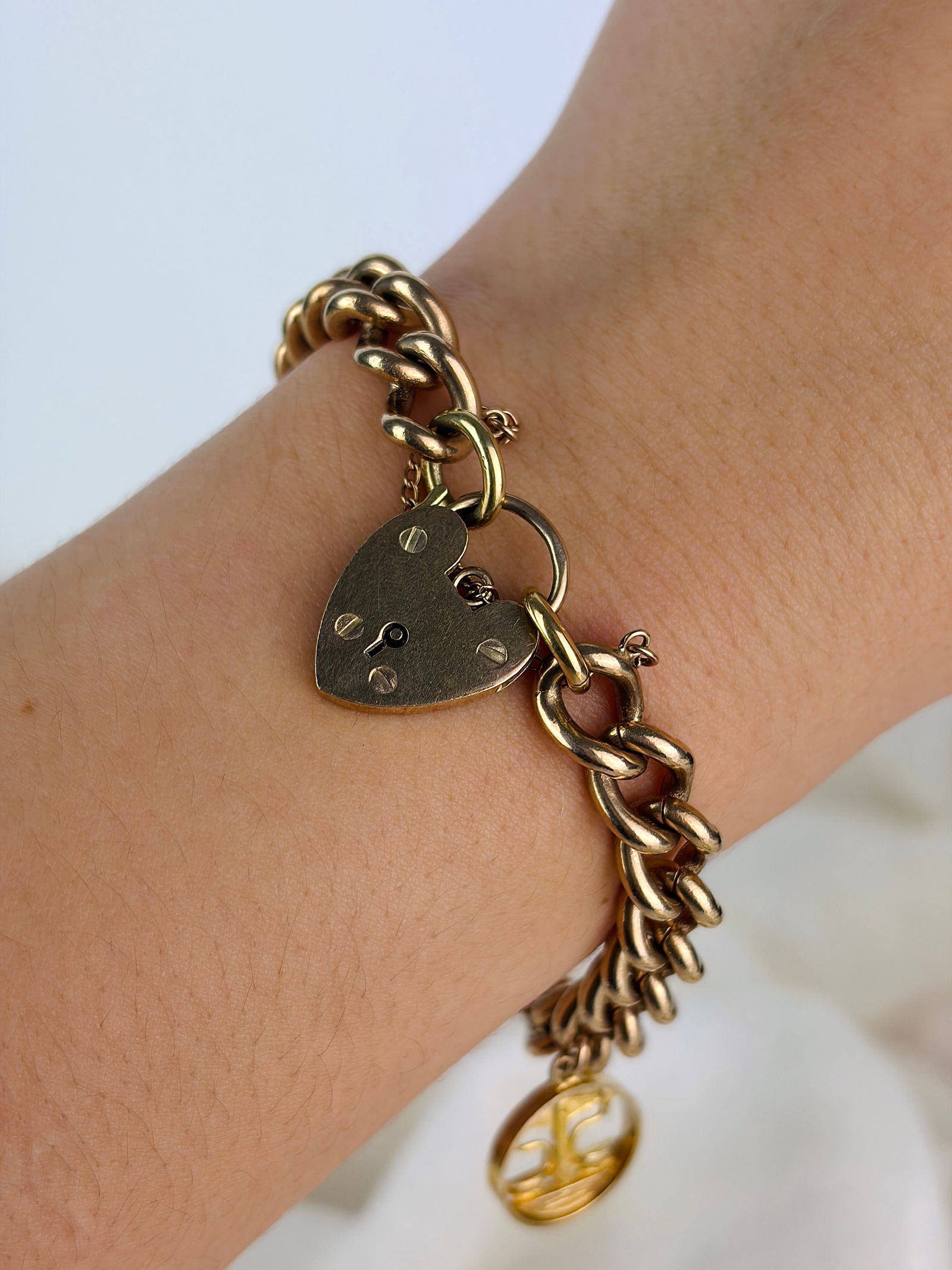 heavy vintage 9ct yellow gold curb link bracelet with heart padlock and charm - 7