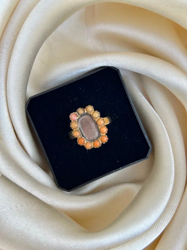 Antique Coral Locket Front Gold Ring - 4