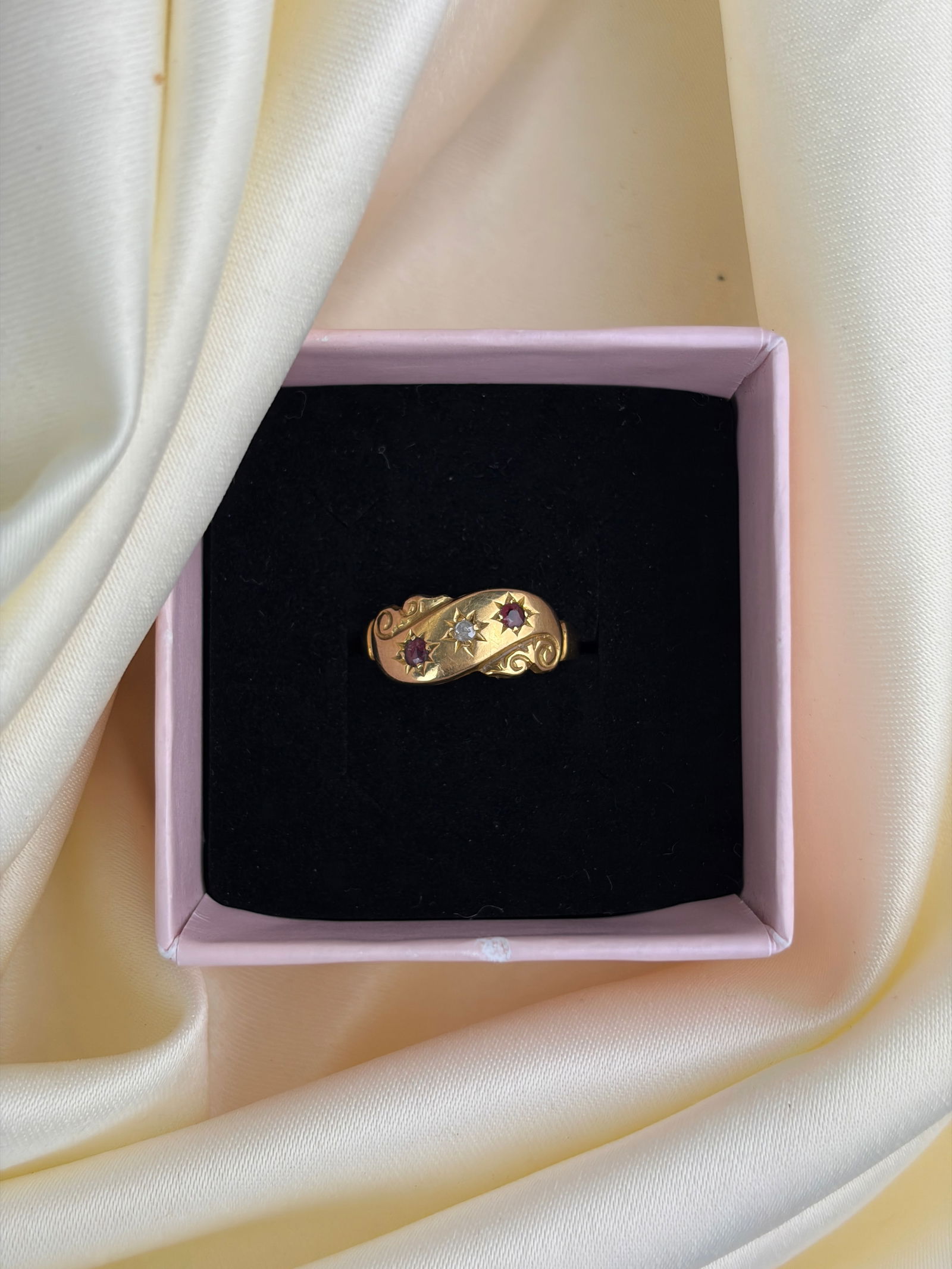 antique 18ct yellow gold ruby and diamond 3 stone twist ring - 7