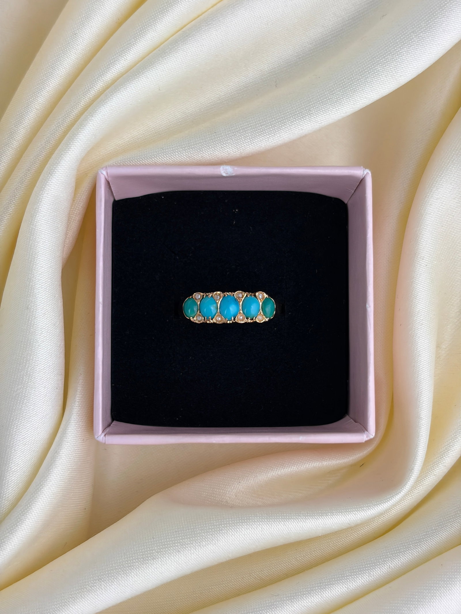 Antique Gold Turquoise and Pearl 5 Stone Ring - 7