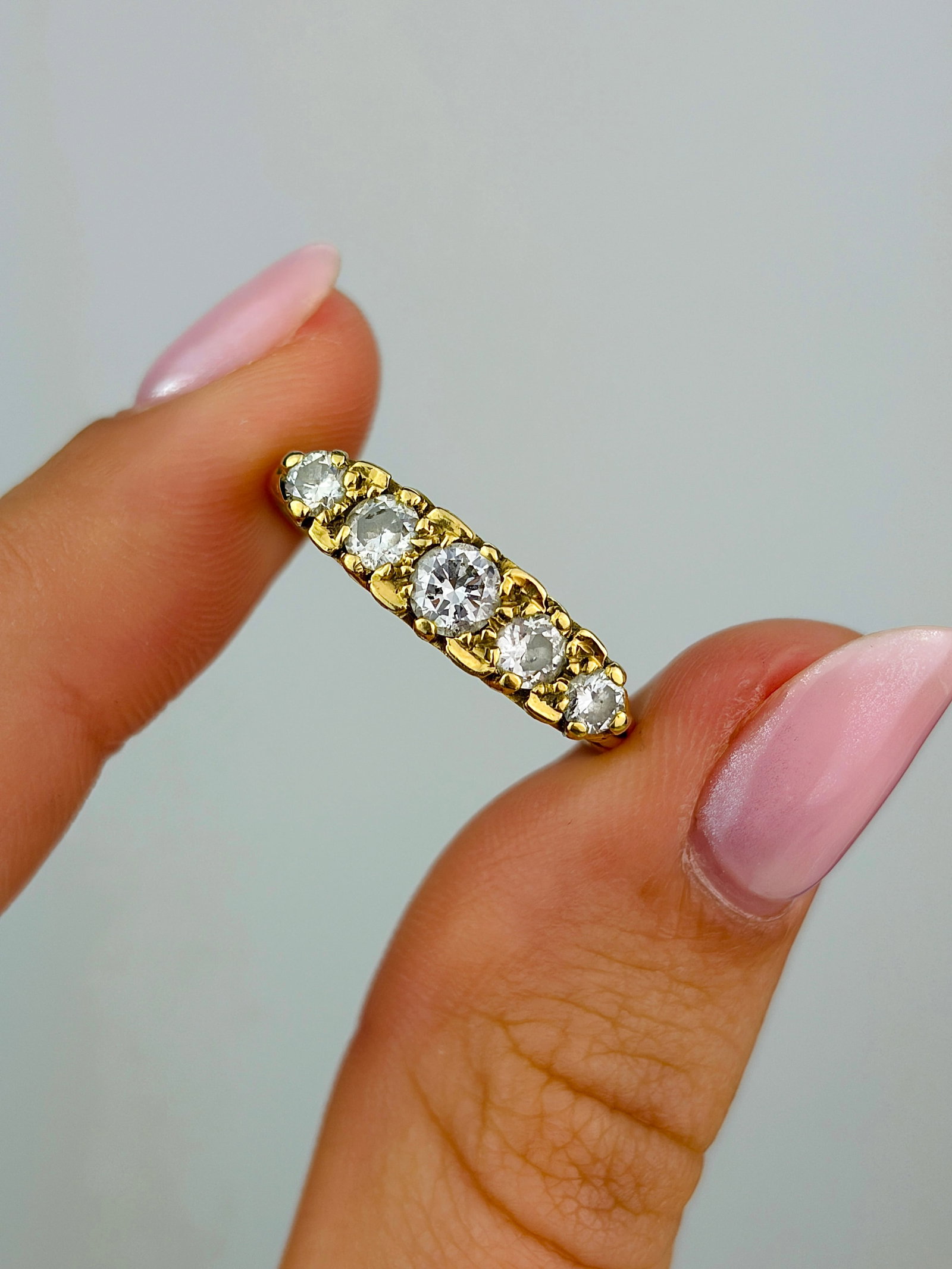Chunky Antique 18ct Yellow Gold Diamond 5 Stone Ring with Diamond Points - 6