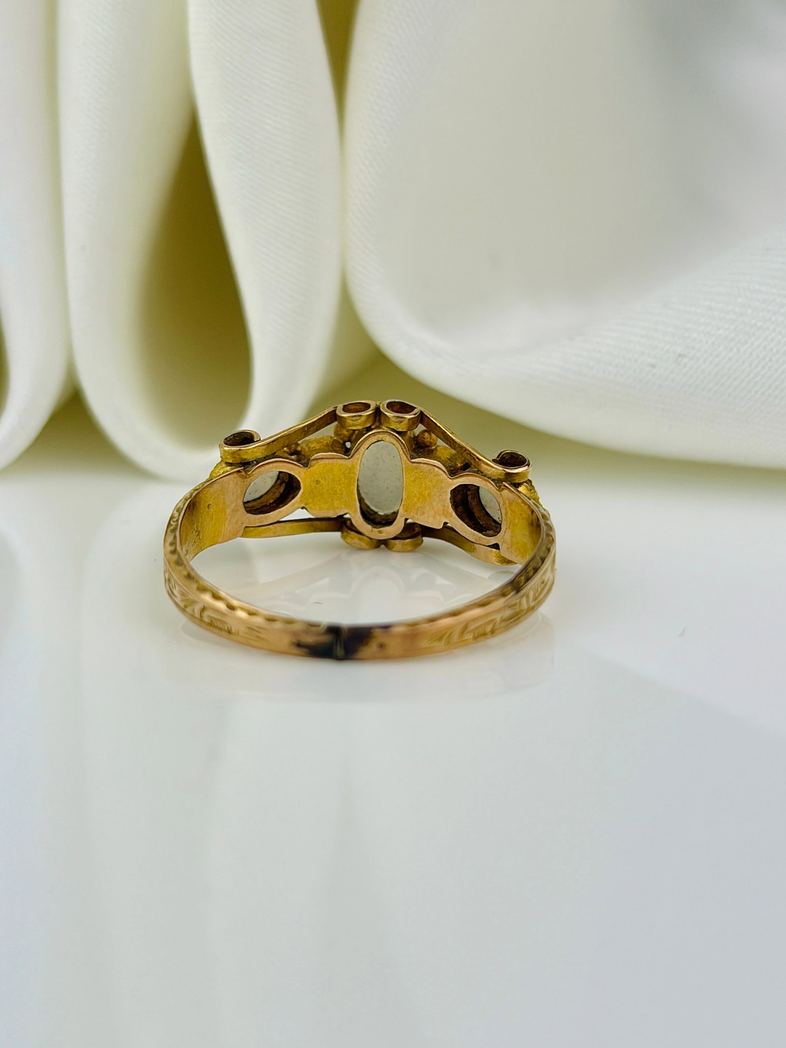 antique opal and emerald gold ring - 3