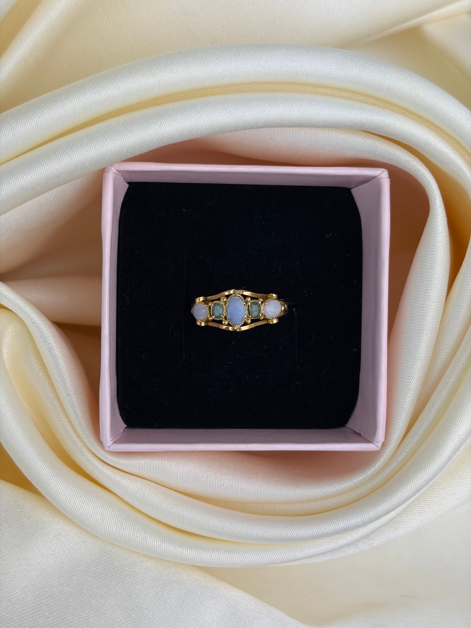 antique opal and emerald gold ring - 9