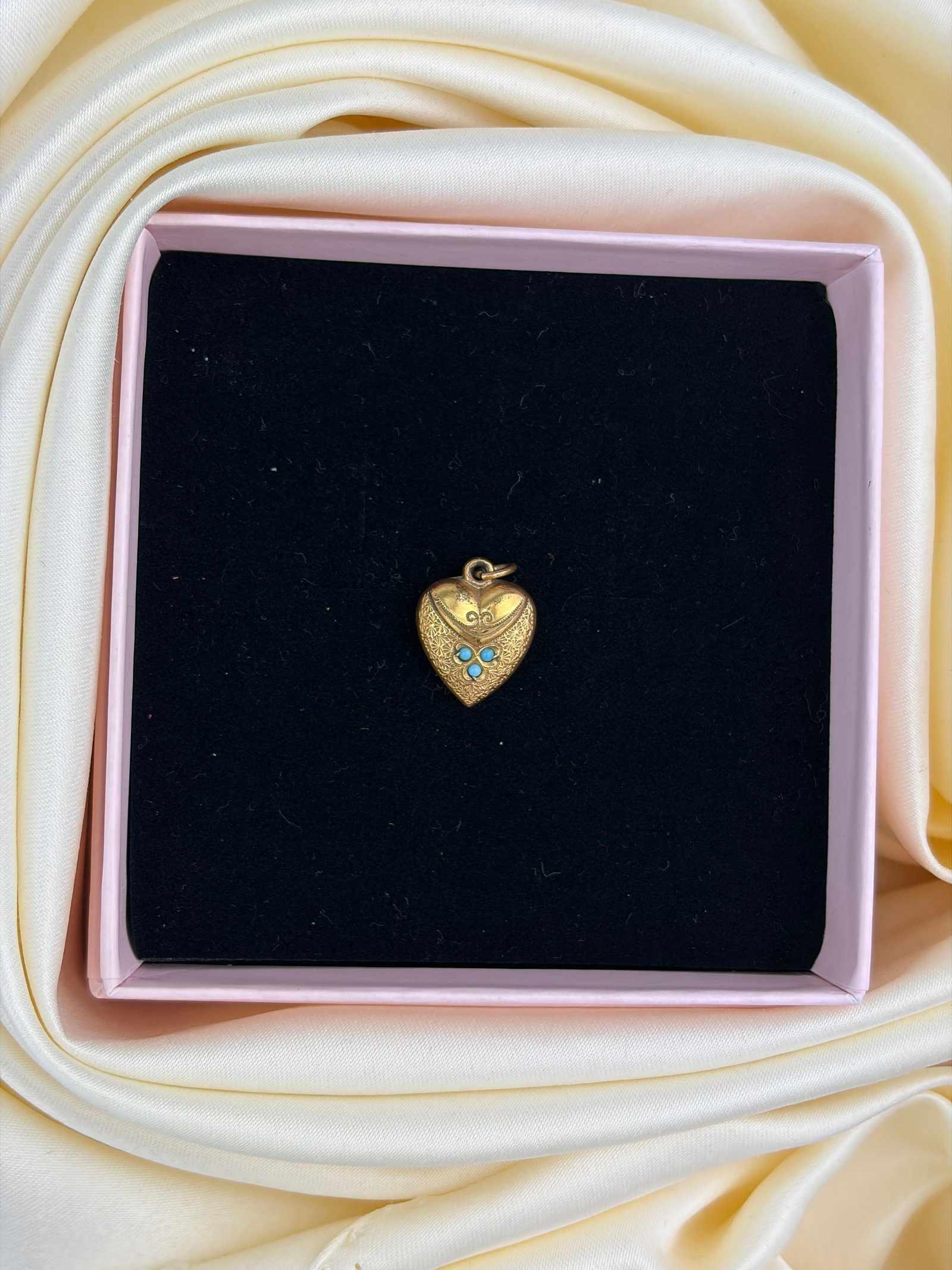 antique yellow metal turquoise turquoise heart pendant - 6