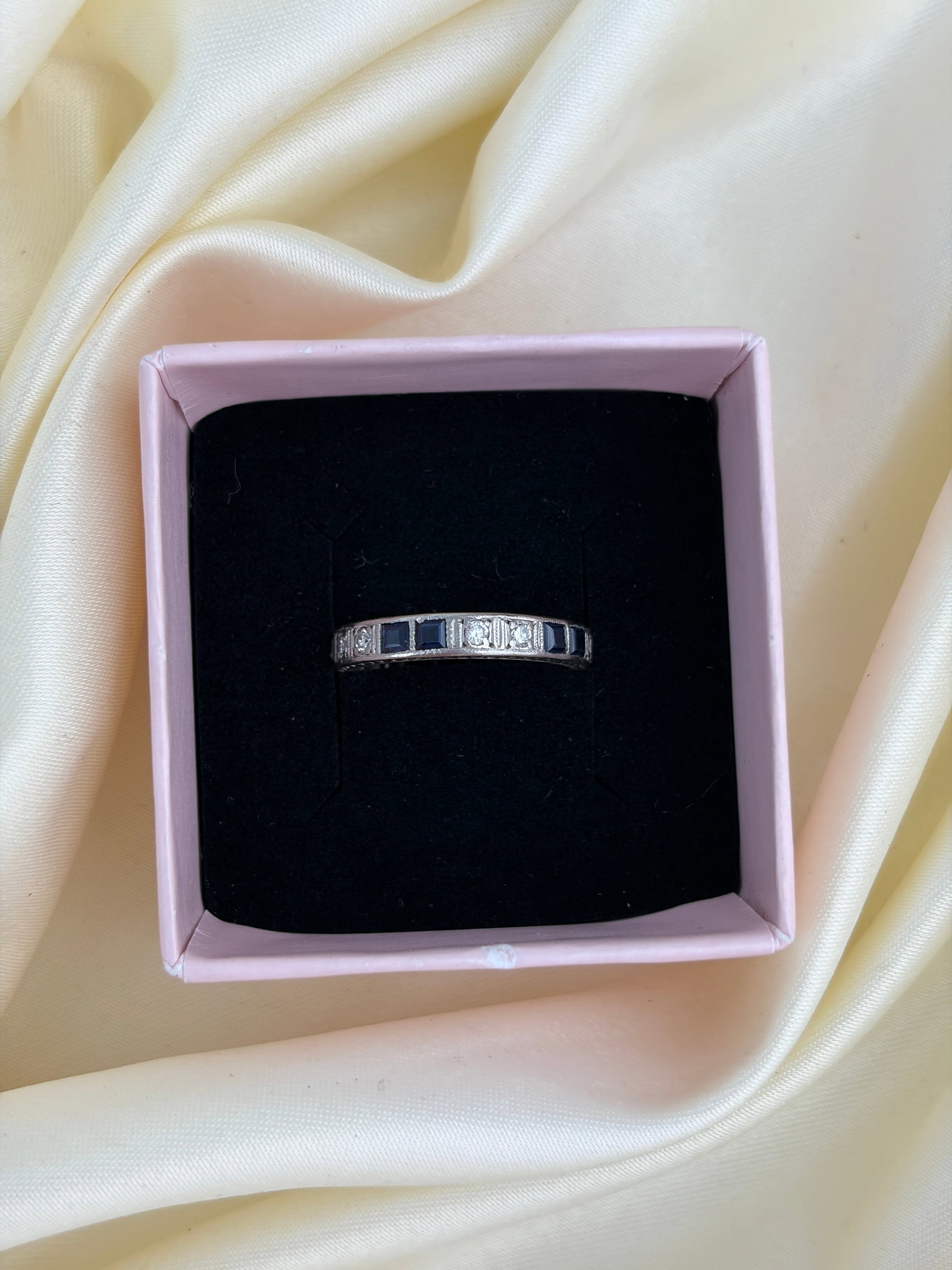 Antique platinum sapphire and diamond full eternity band ring with bevelled edging - 5
