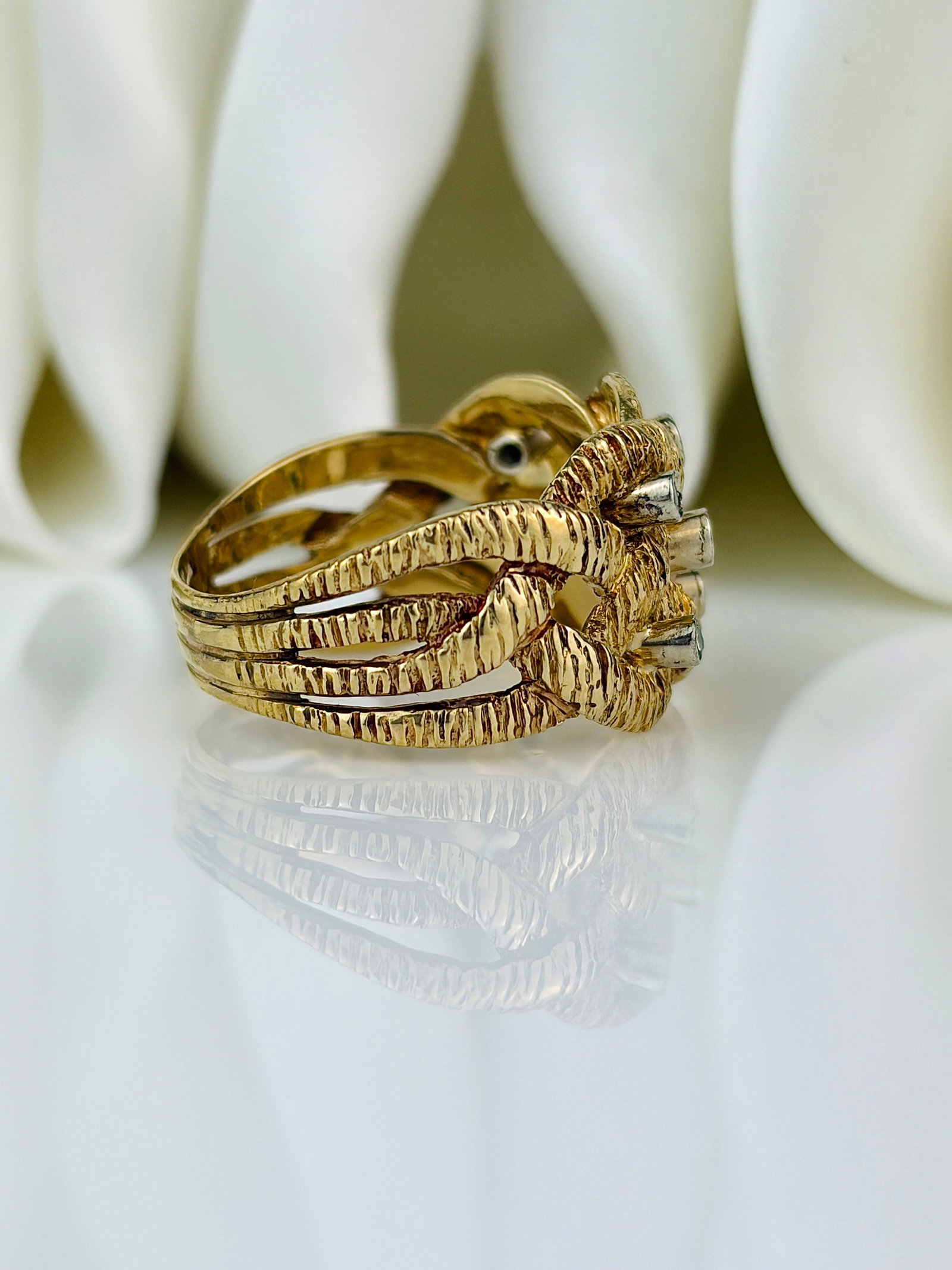 Vintage C.1973 Wide Crop & Farr Diamond and 18 Carat Gold Band Ring - 2