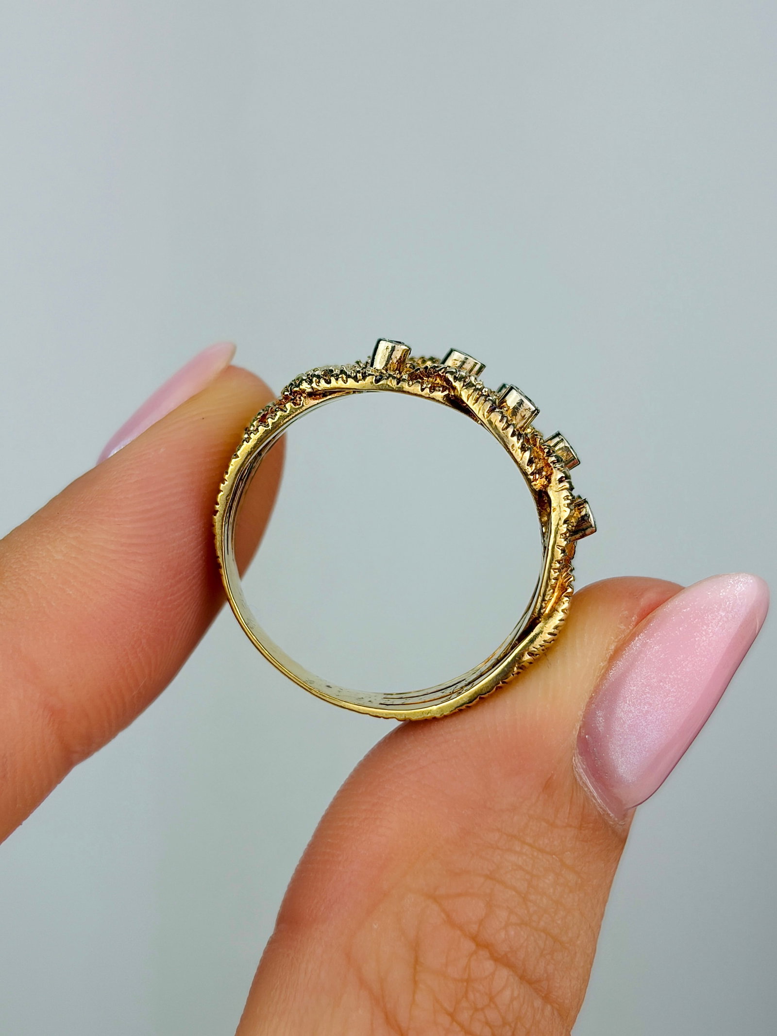 Vintage C.1973 Wide Crop & Farr Diamond and 18 Carat Gold Band Ring - 6