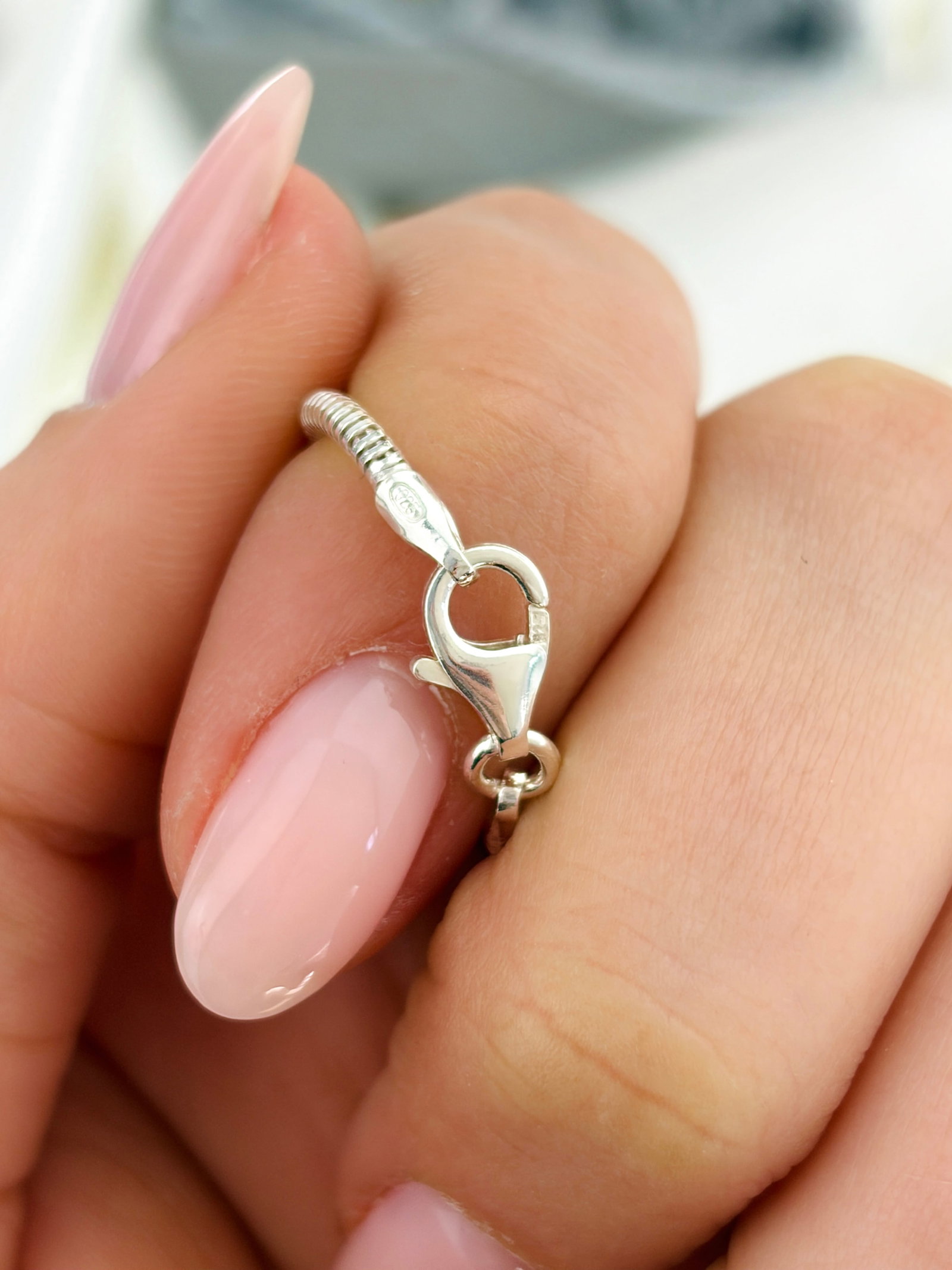 LALIQUE STERLING SILVER ARETHUSE MASQUE DE FEMME PENDANT ON CHAIN IN BOX - 7