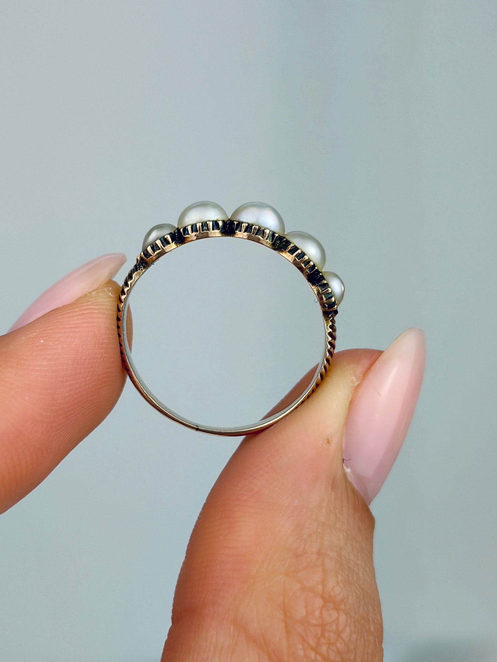 ANTIQUE GEORGIAN ERA 9CT GOLD PEARL 5 STONE RING - 6