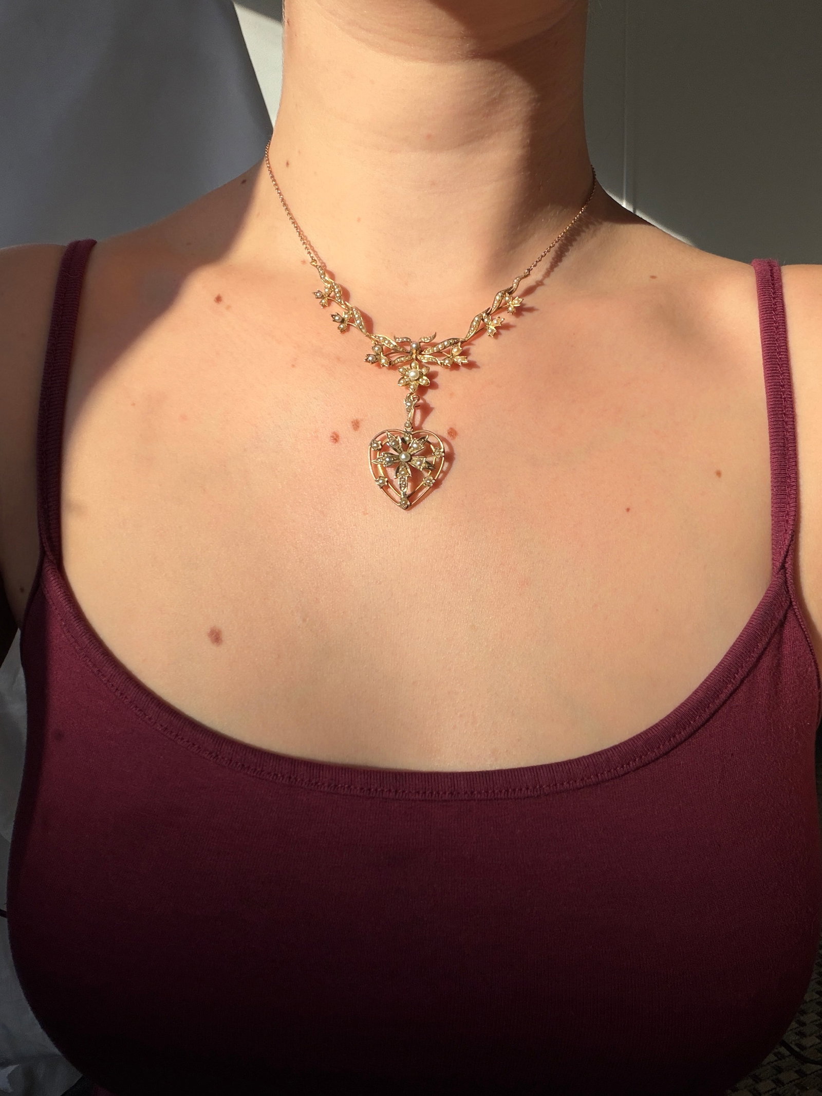 Antique 15ct Yellow Gold Pearl Necklace and Heart Pendant in fitted box - 9