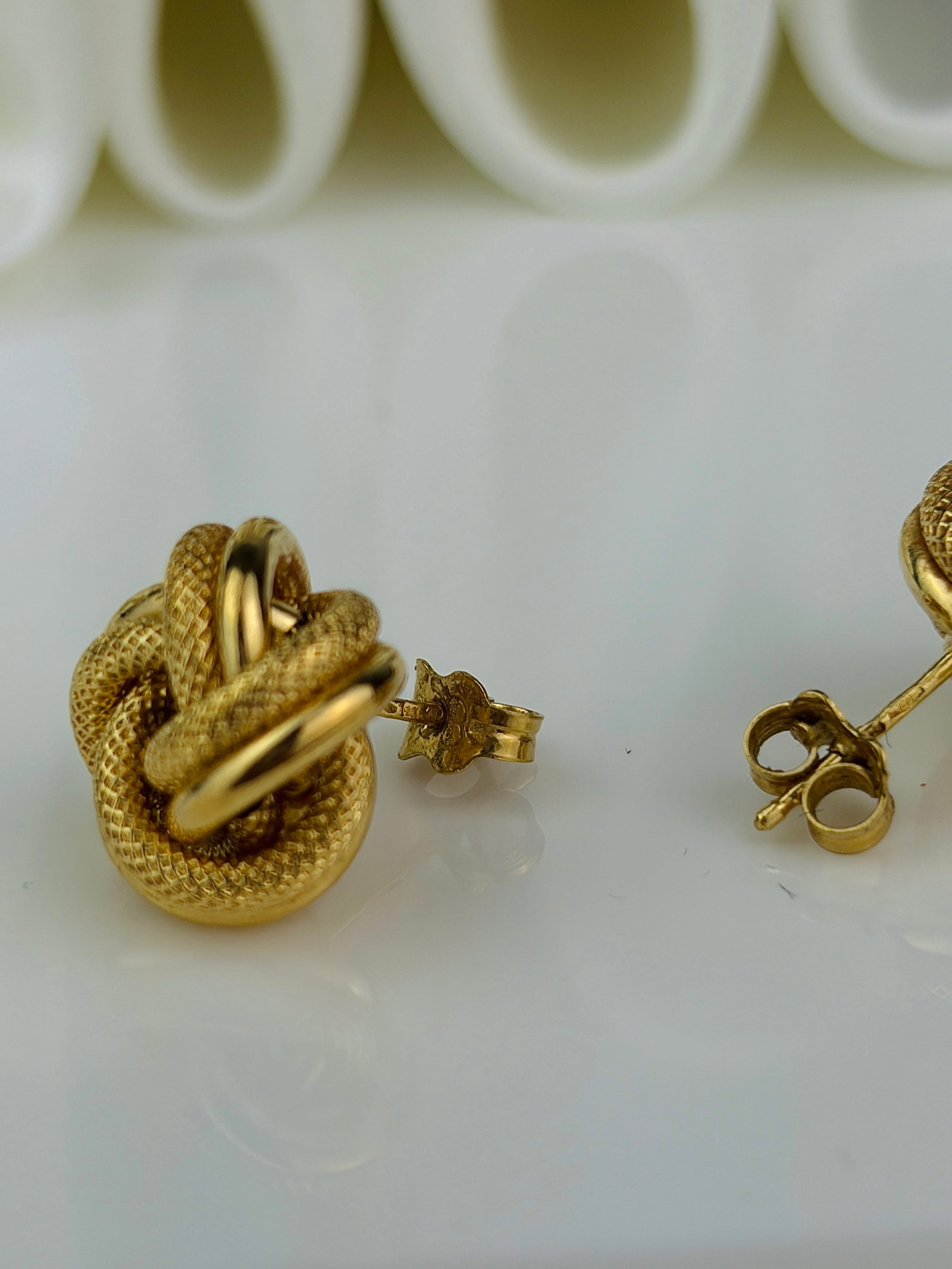 vintage 18ct yellow gold high quality textured knot earrings large size - 4
