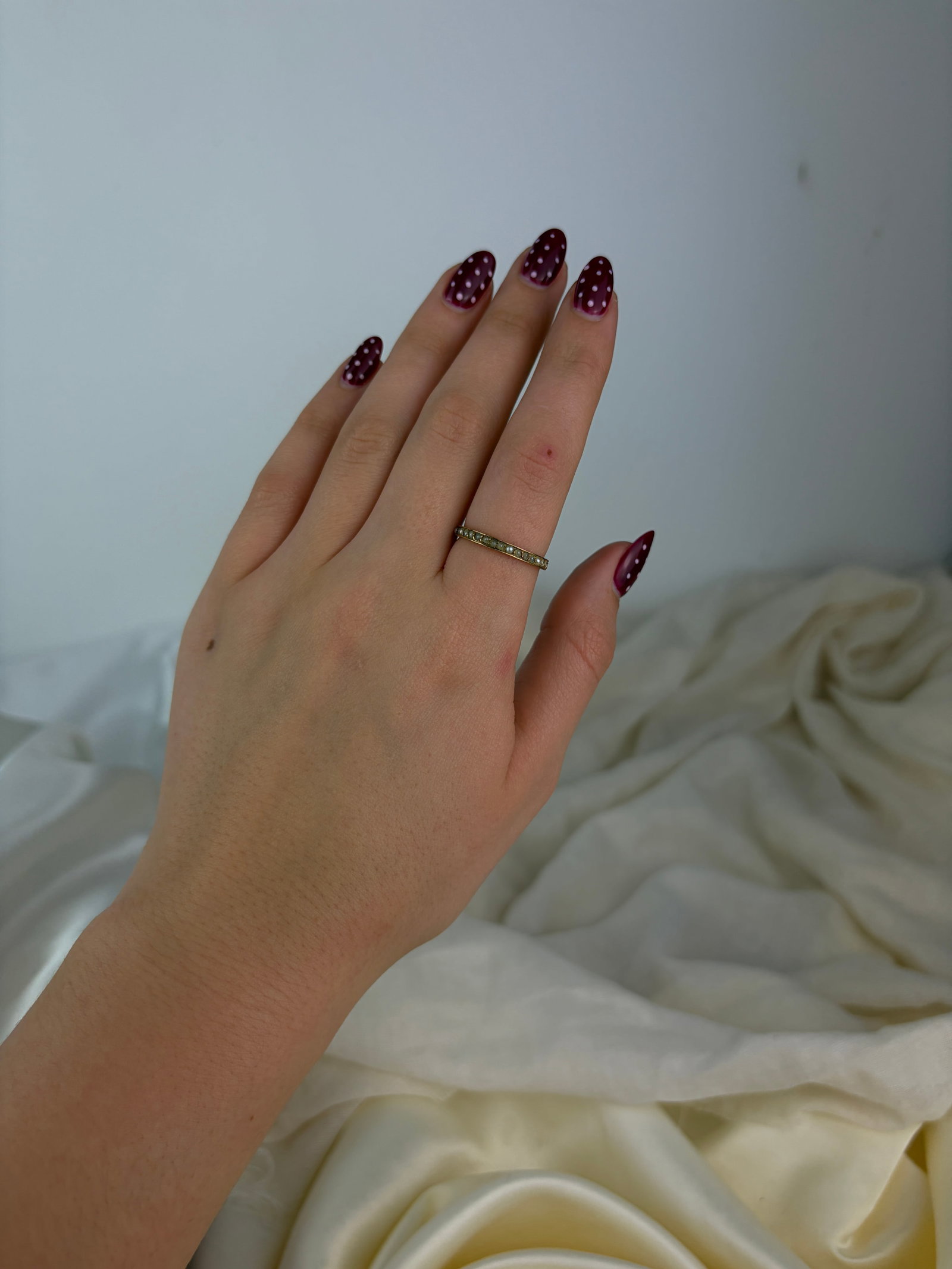 antique 9ct gold pearl full eternity band ring - 6