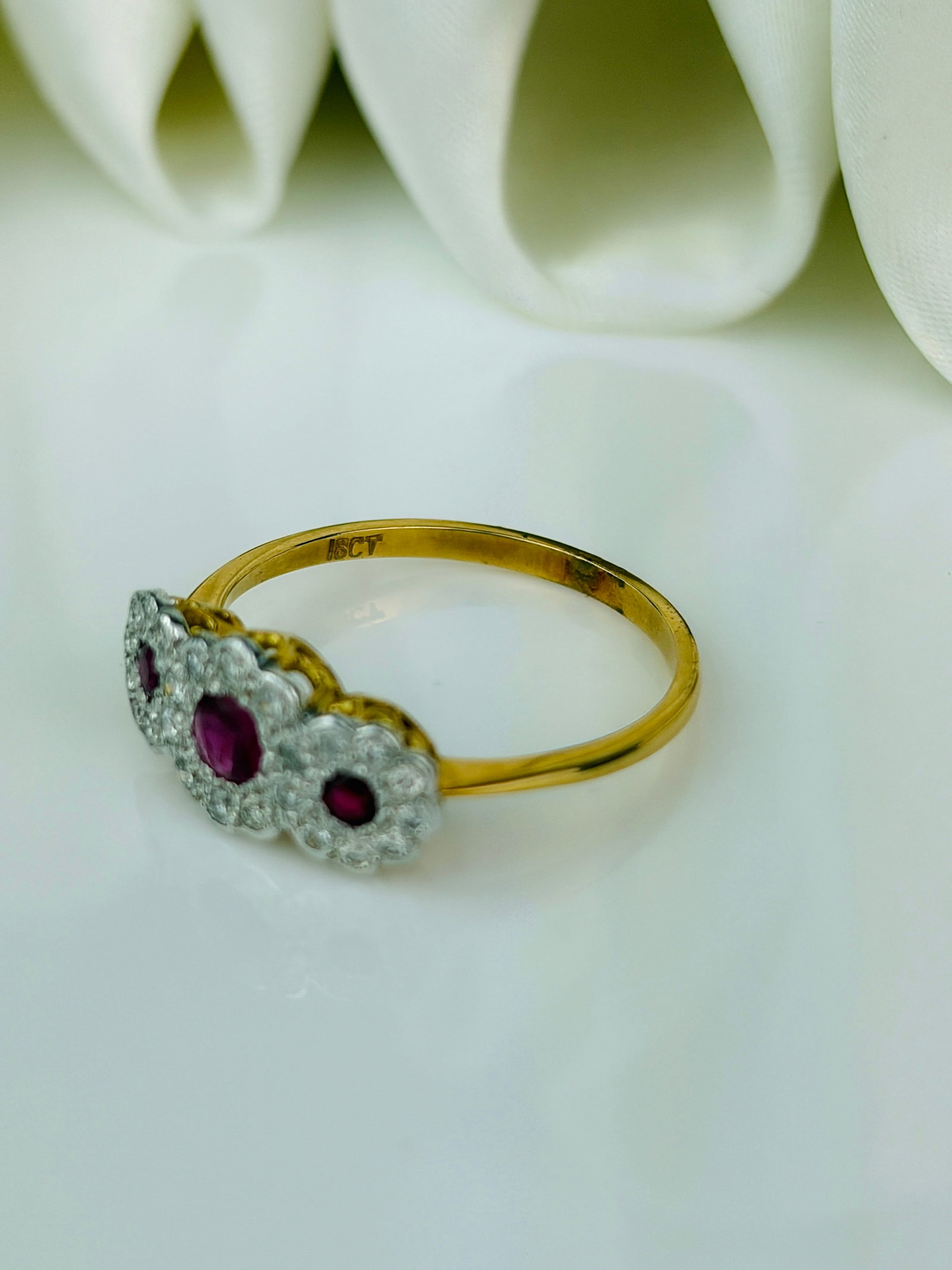 Vintage Ruby and Diamond 18 Carat Gold Triple Cluster Ring - 4
