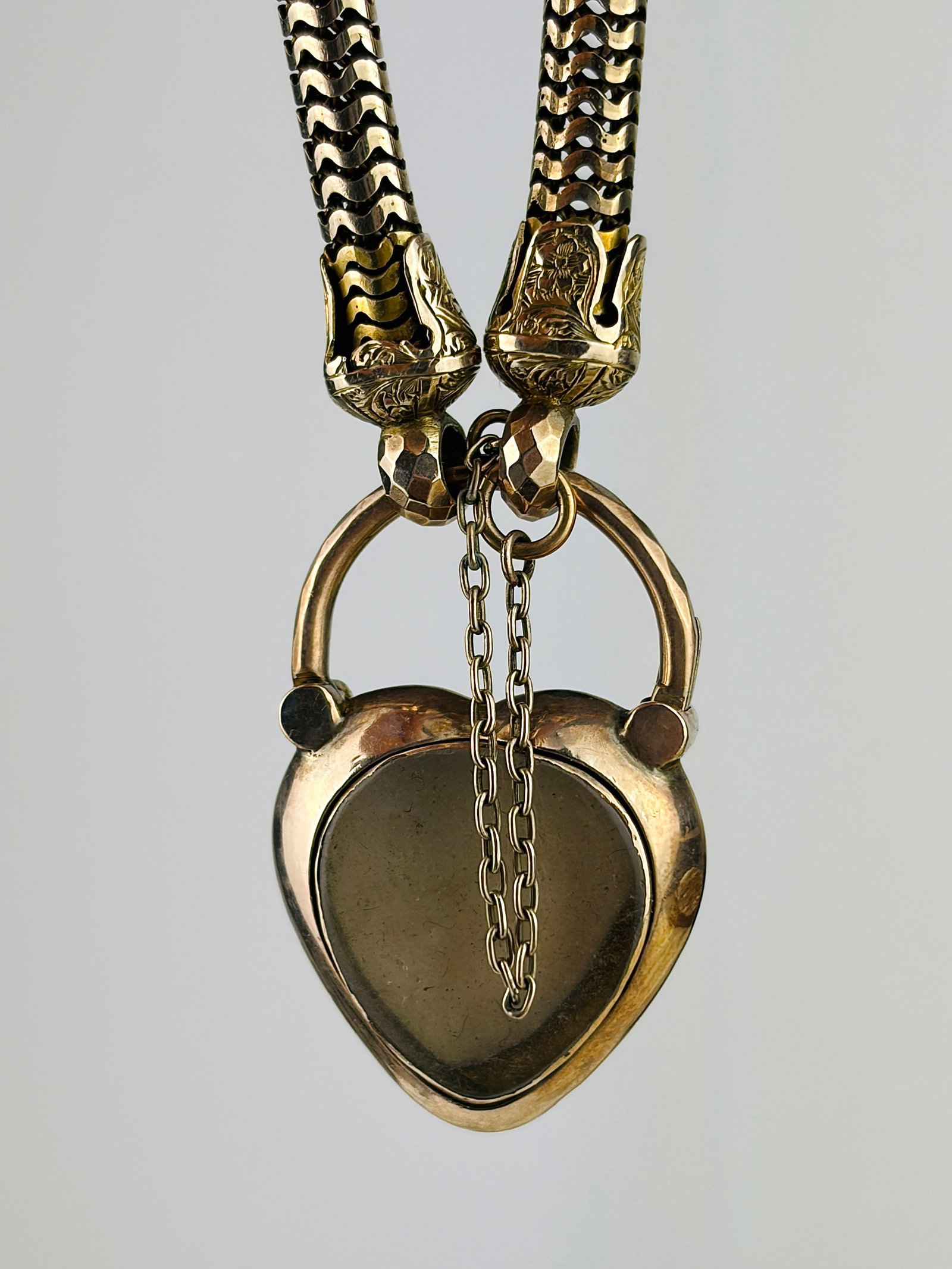 Boxed Chunky Victorian Garnet 15ct Gold Bracelet with Heart Padlock Locket - 3