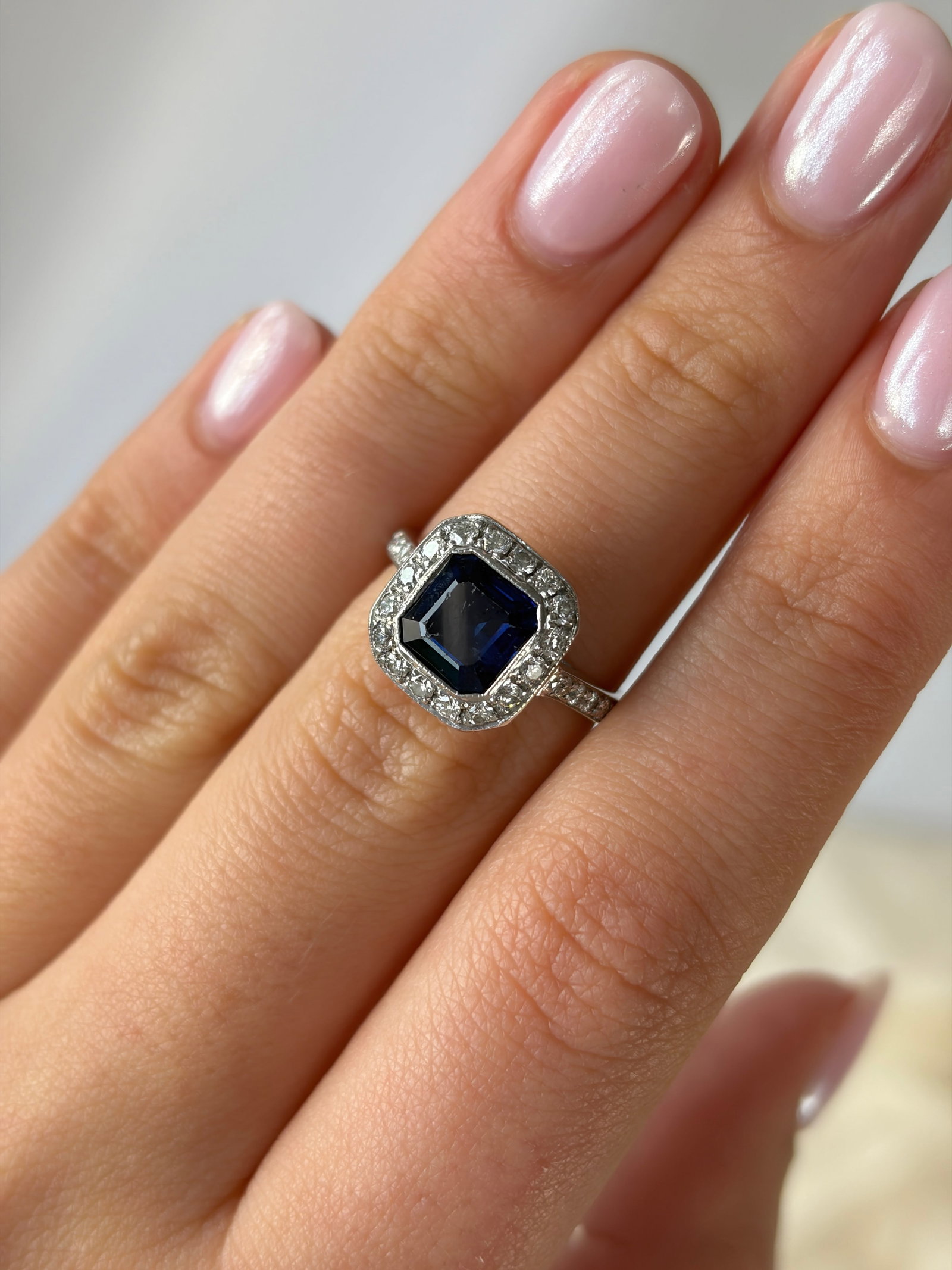 Vintage Sapphire and Diamond Encrusted 18ct White Gold Panel Ring - 8