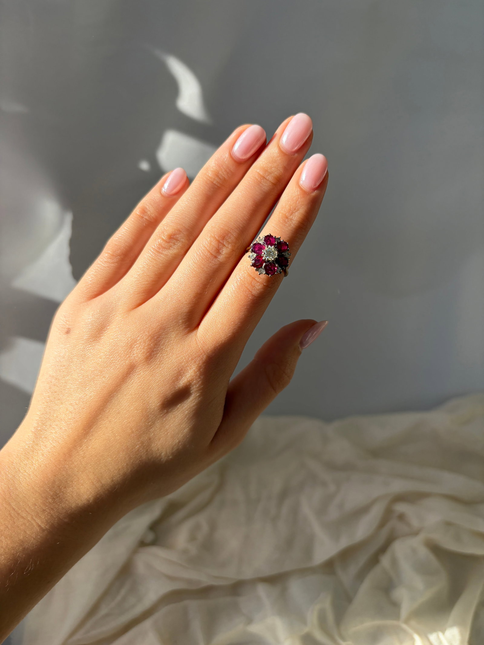 chunky 18ct yellow gold ruby and diamond cluster / flower ring - 9