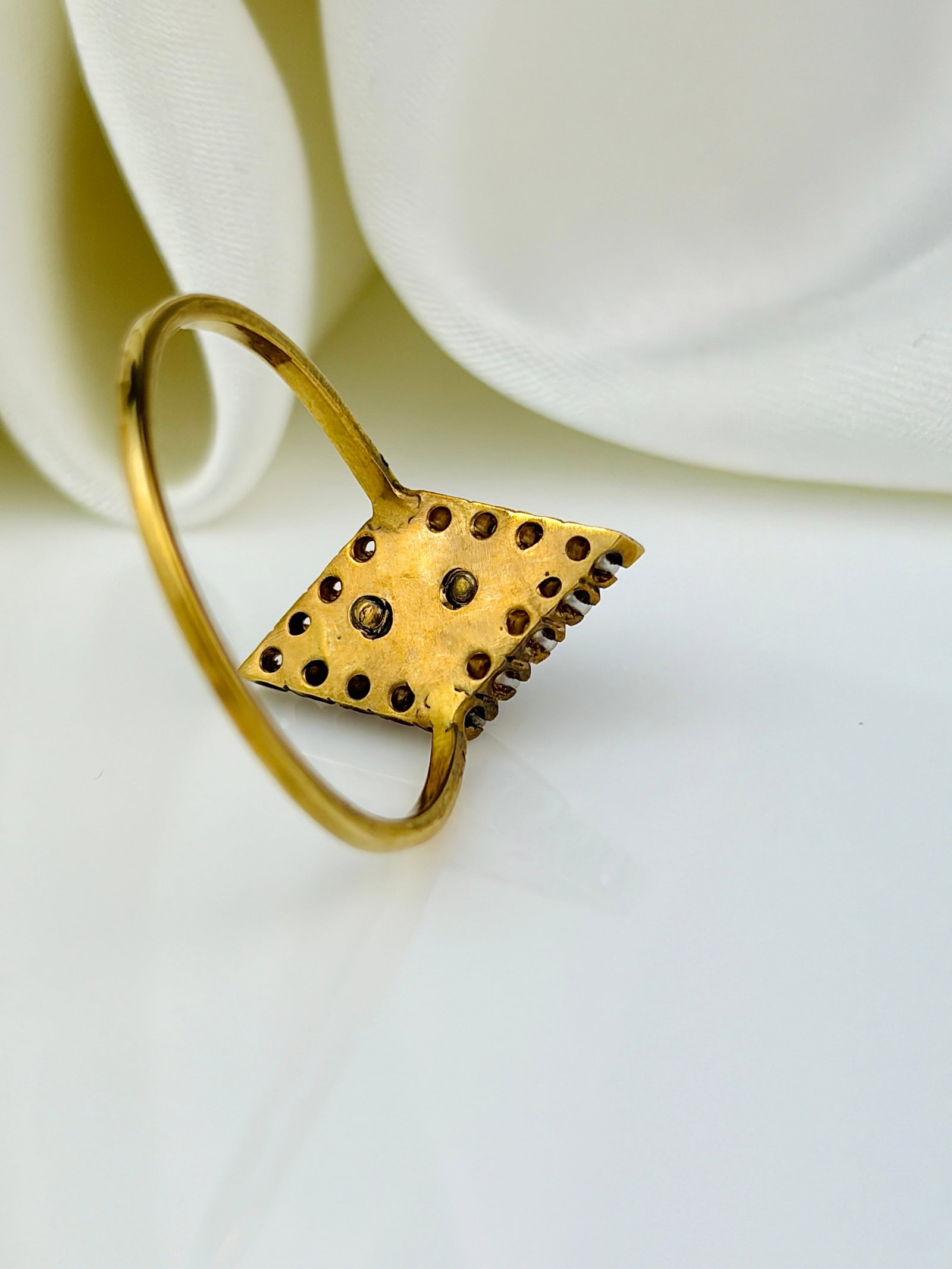 antique enamel and pearl navette ring In gold - 3