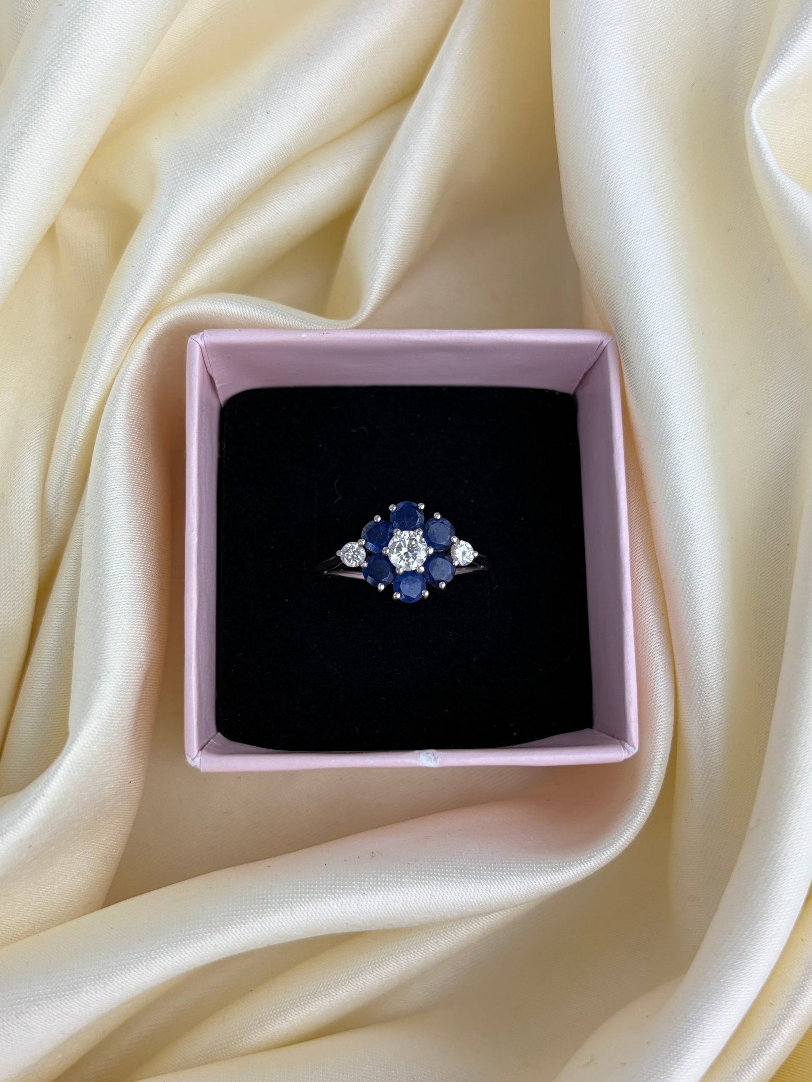 Chunky Vintage Sapphire and Diamond Platinum Cluster Ring - 7