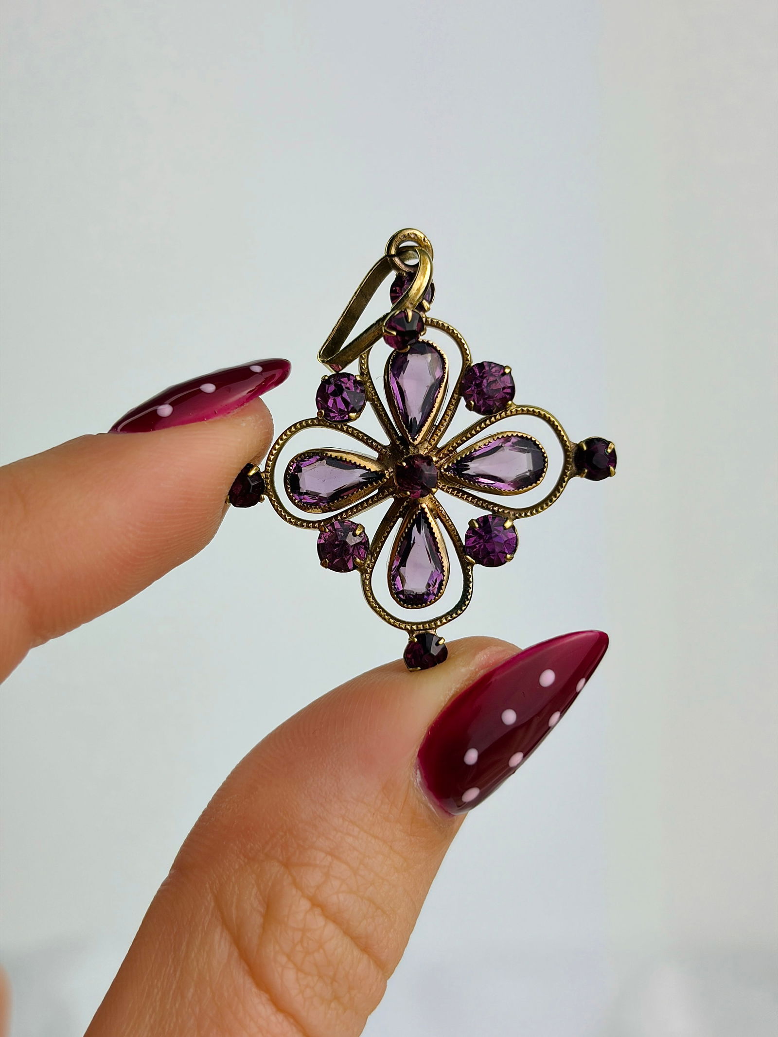 sweet vintage amethyst floral pendant - 2