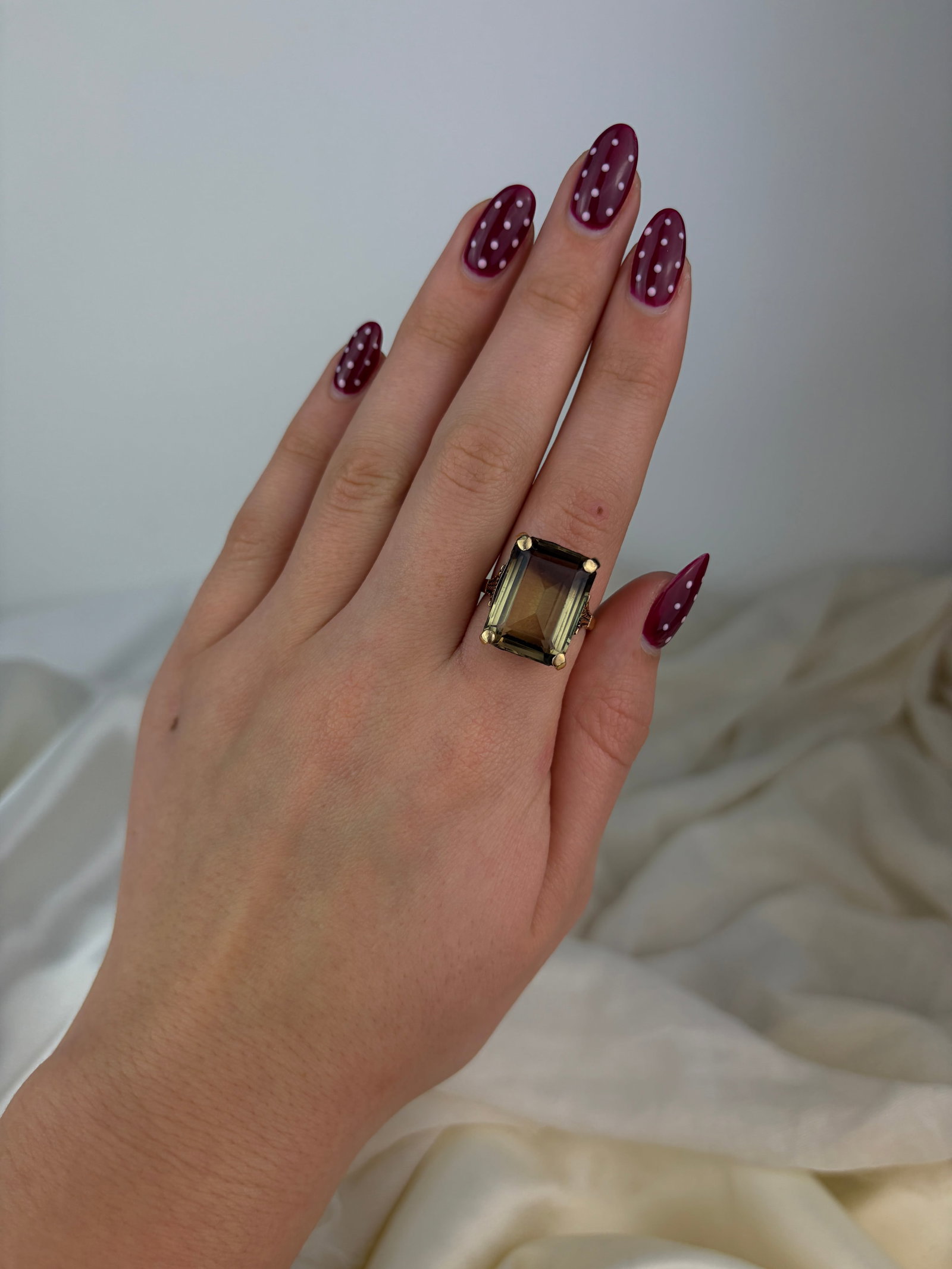 large vintage 9ct gold citrine cocktail ring - 8