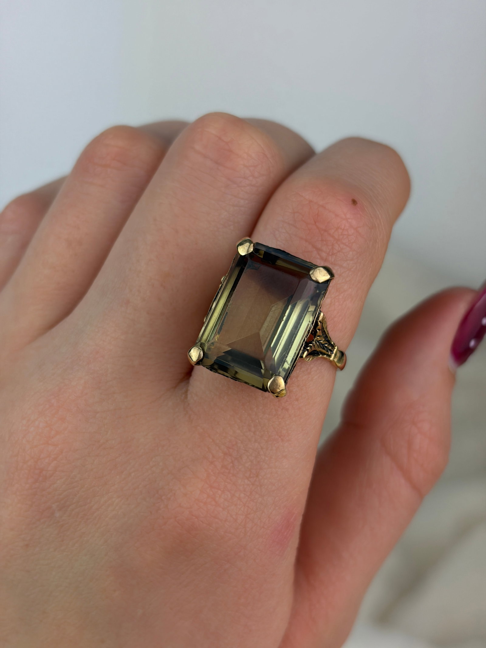 large vintage 9ct gold citrine cocktail ring - 9