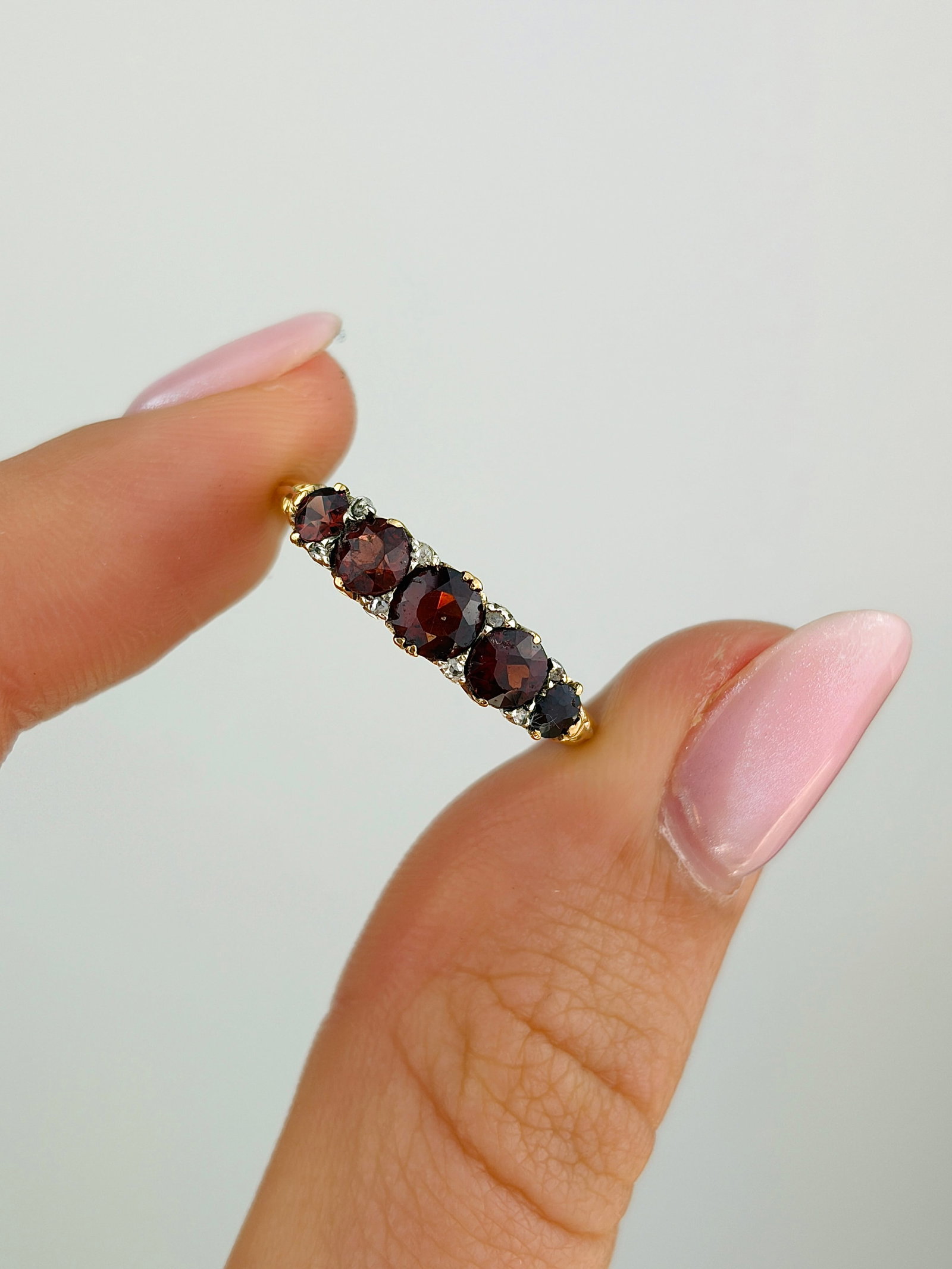 Antique 18ct Gold Tourmaline and Diamond 5 Stone Ring - 5