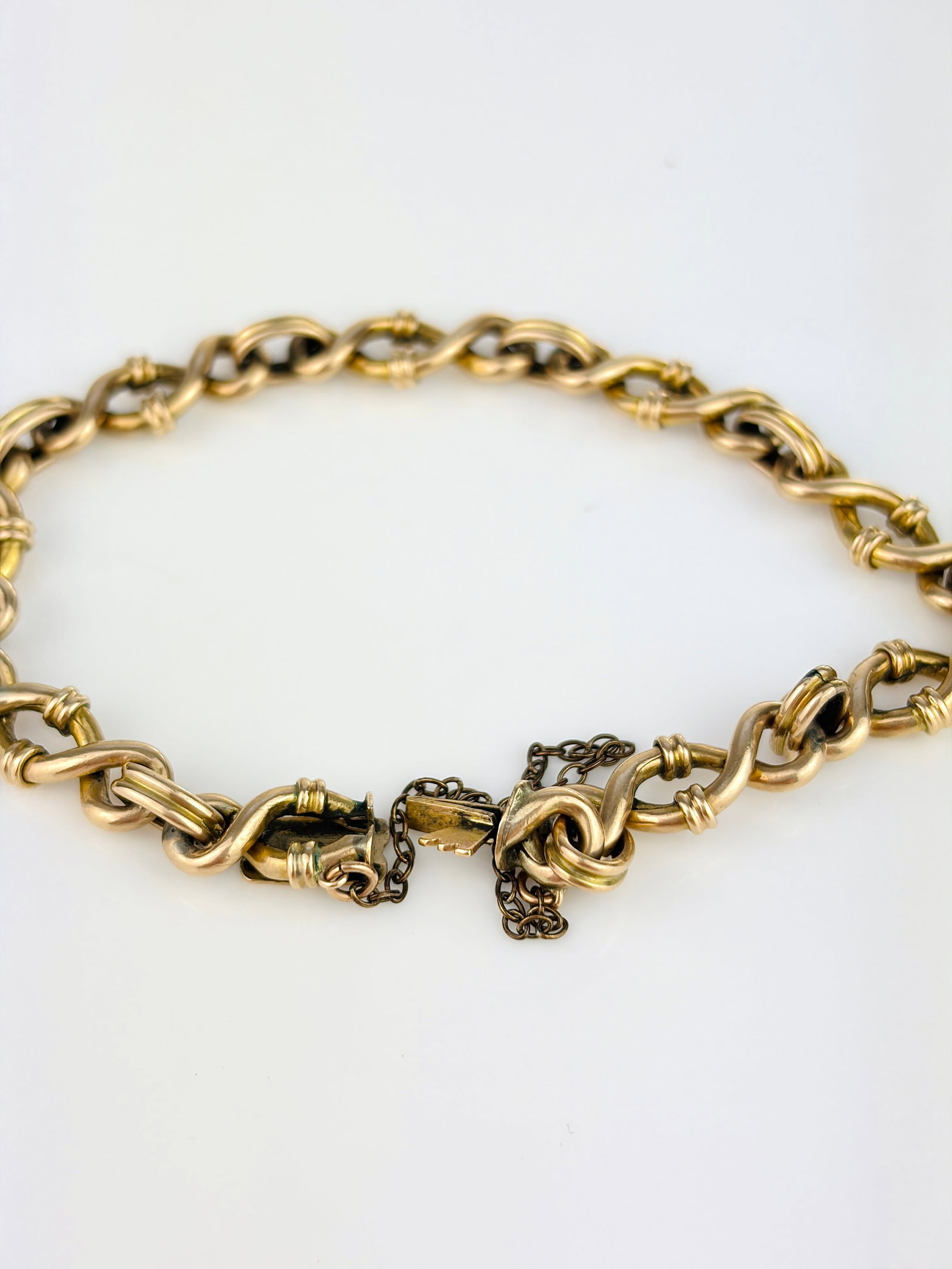 VINTAGE 9CT YELLOW GOLD TWIST LINK BRACELET - 3