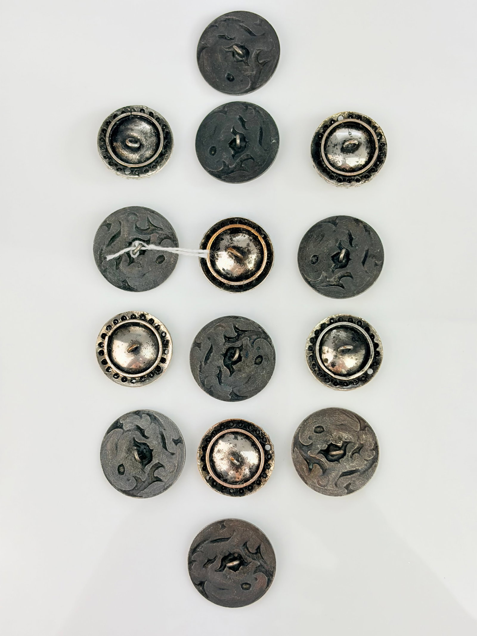 MIXED LOT - 6X ENAMEL PASTE BUTTONS & 8X NOUVEAU BUTTONS - 4