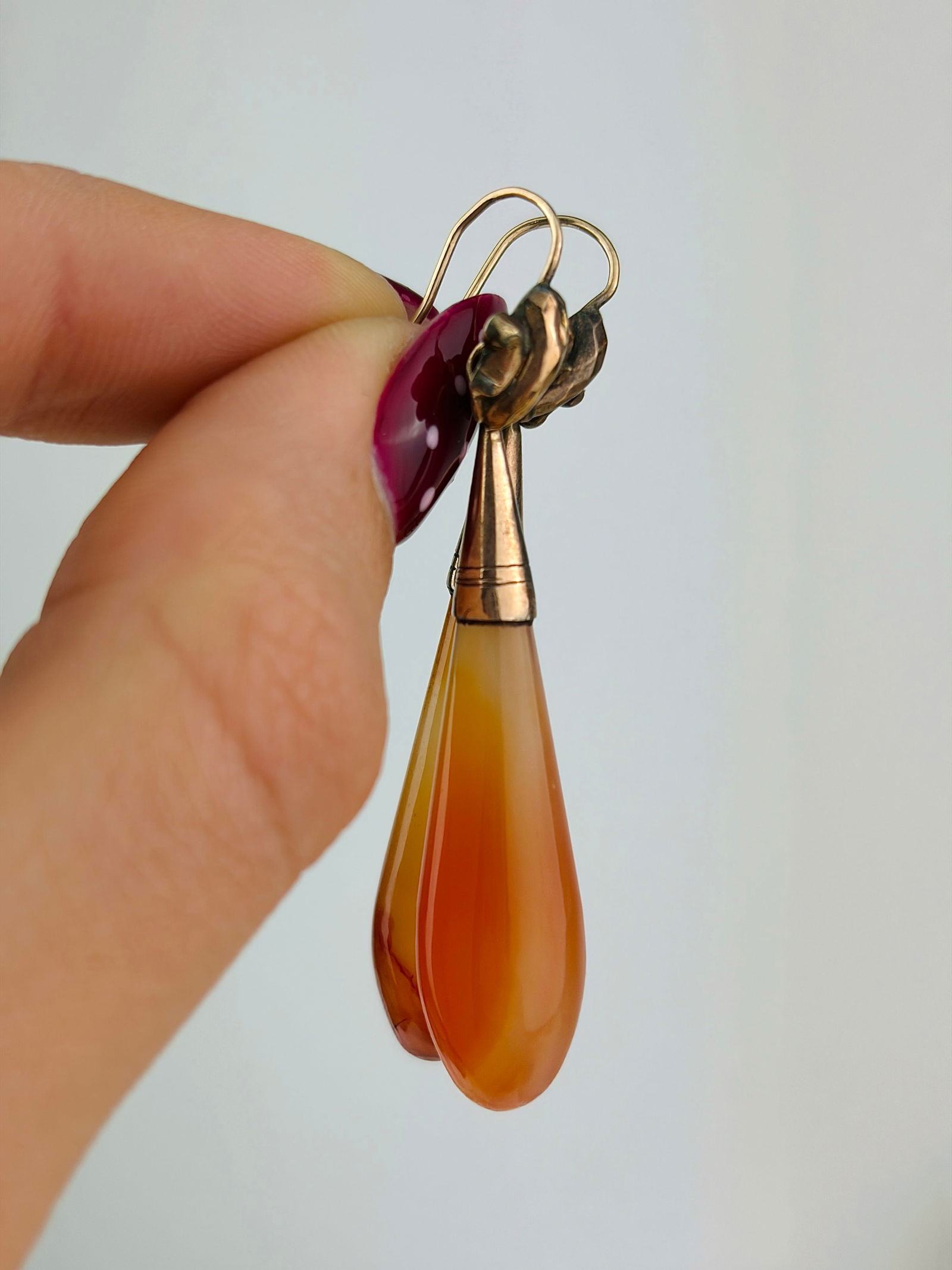Victorian era c.1860 antique gold and agate drop earrings - 2