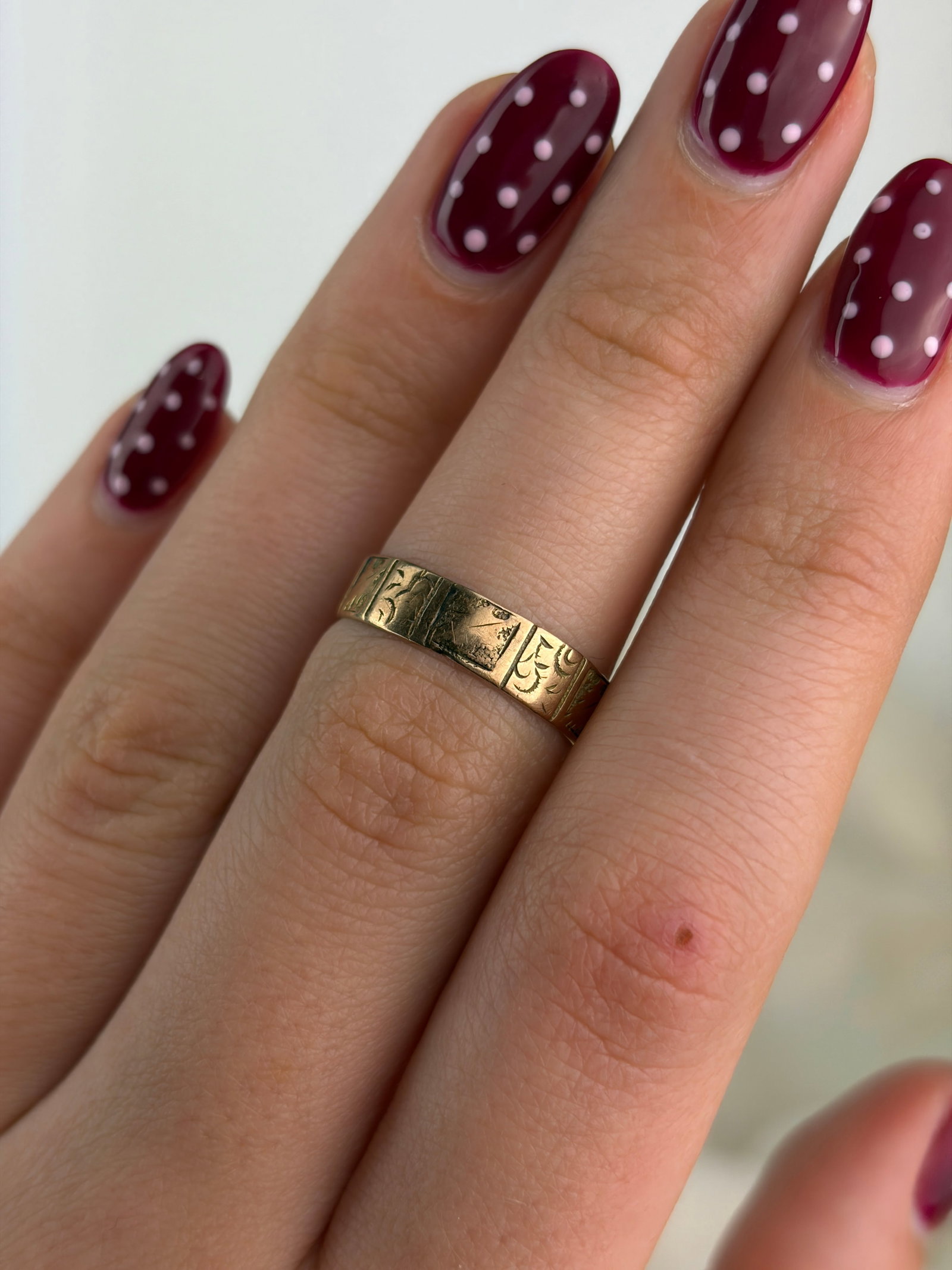 antique 12ct gold fancy wedding band ring - 7