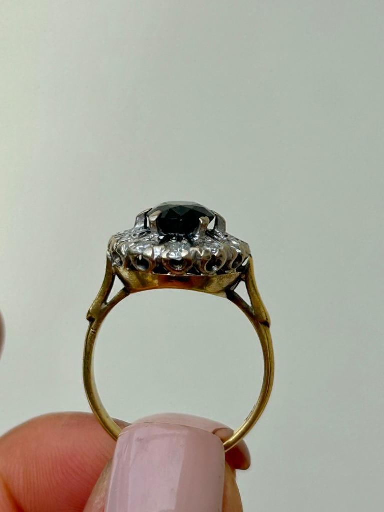 Vintage 9ct Yellow Gold Sapphire and Diamond Ring - 5