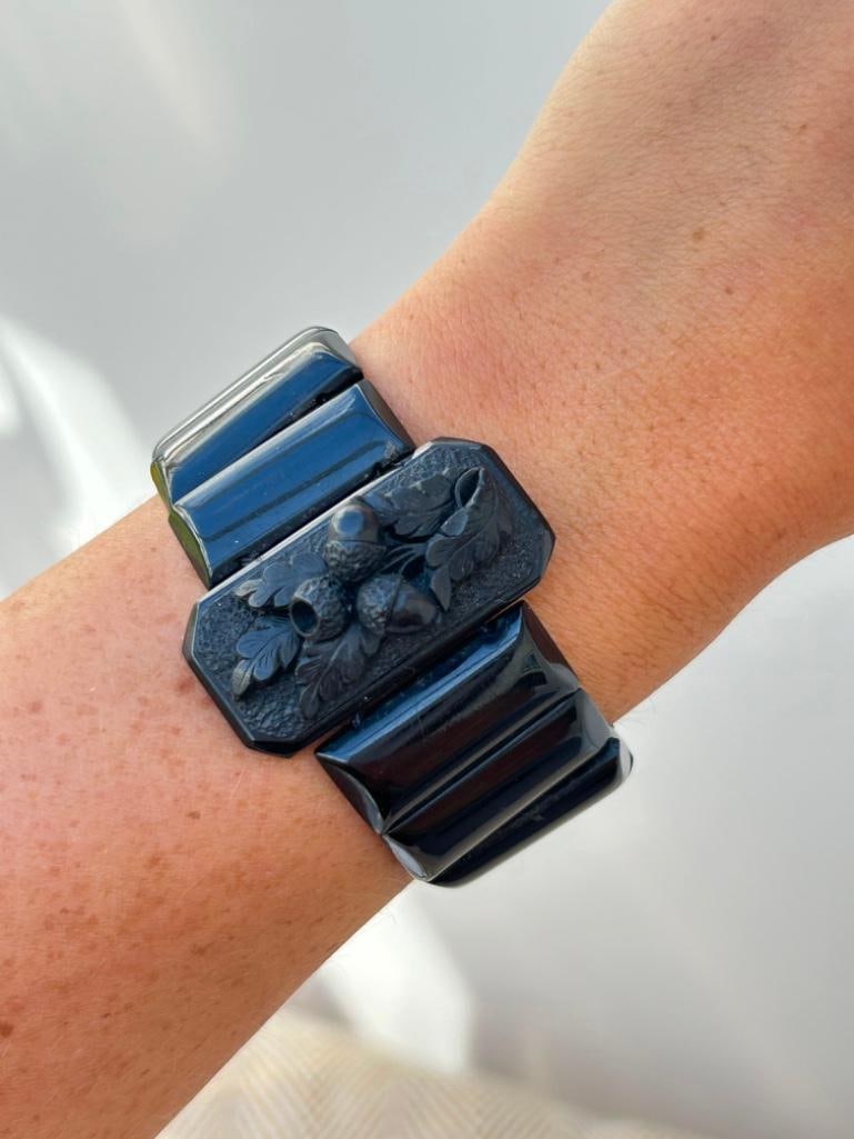 Large Antique Carved Whitby Jet bracelet (1 of 3)